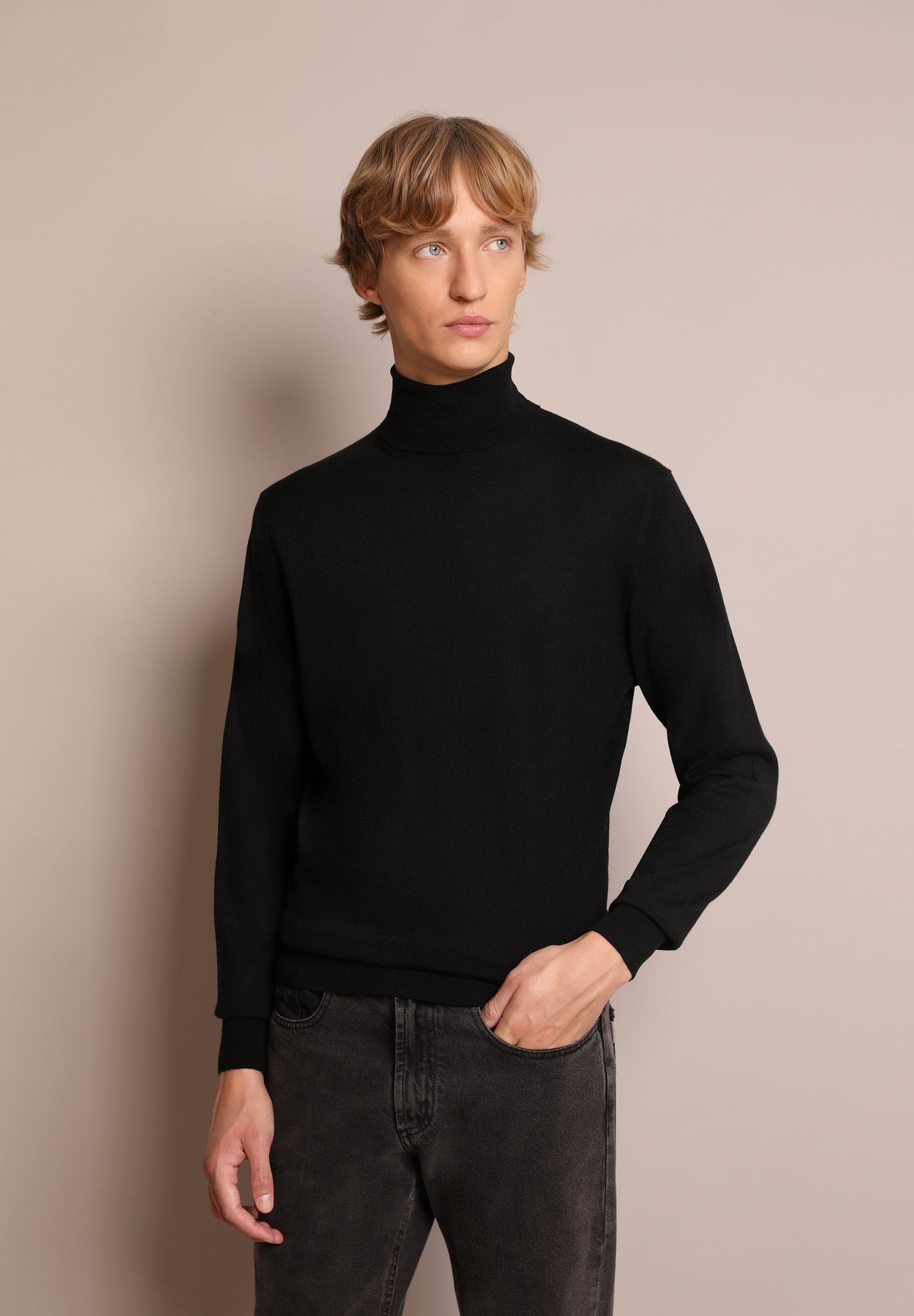 SACO CUELLO VUELTO CALAVERA LANA