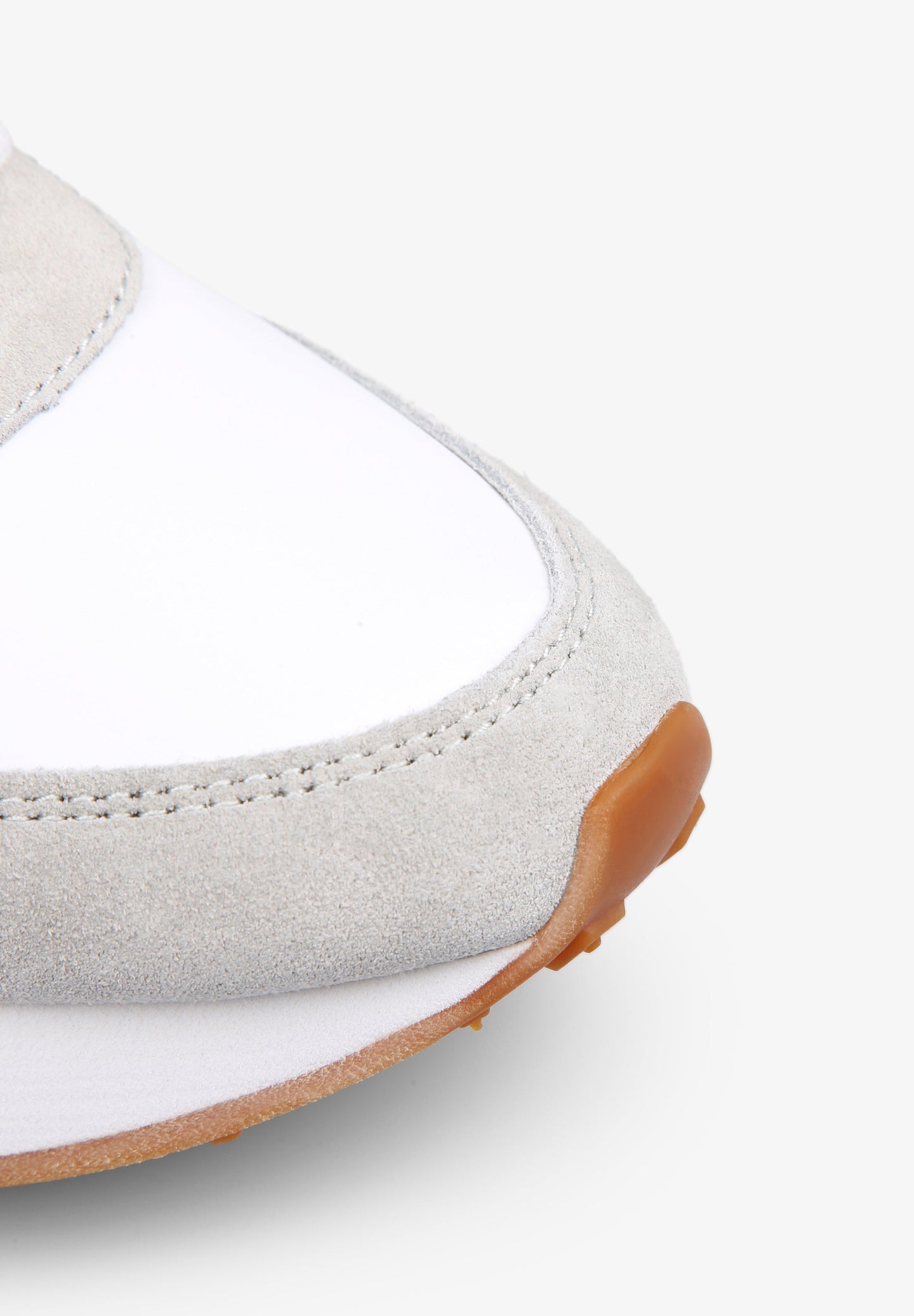 TENIS METALIZADA SUELA PRONUNCIADA