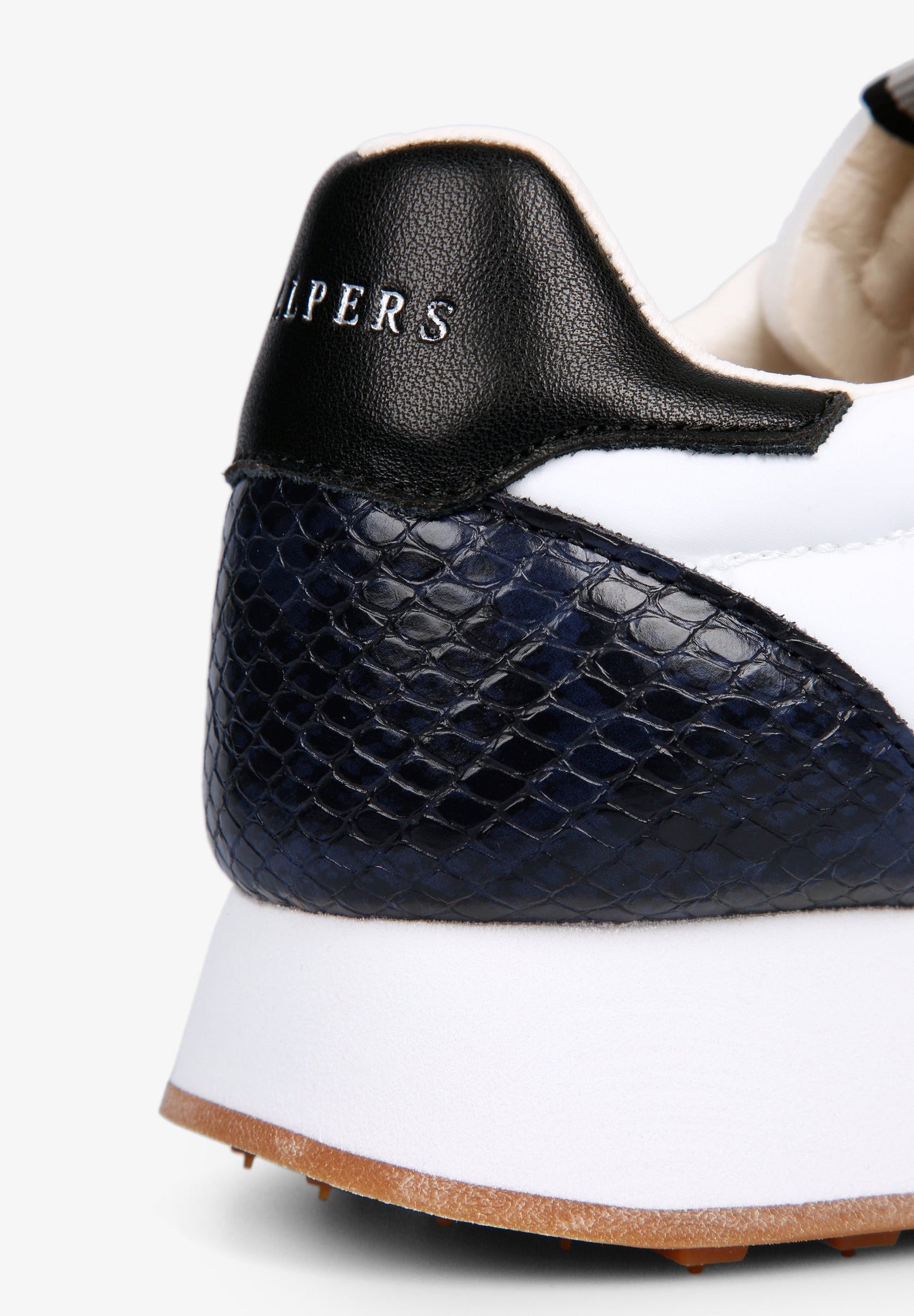 TENIS METALIZADA SUELA PRONUNCIADA