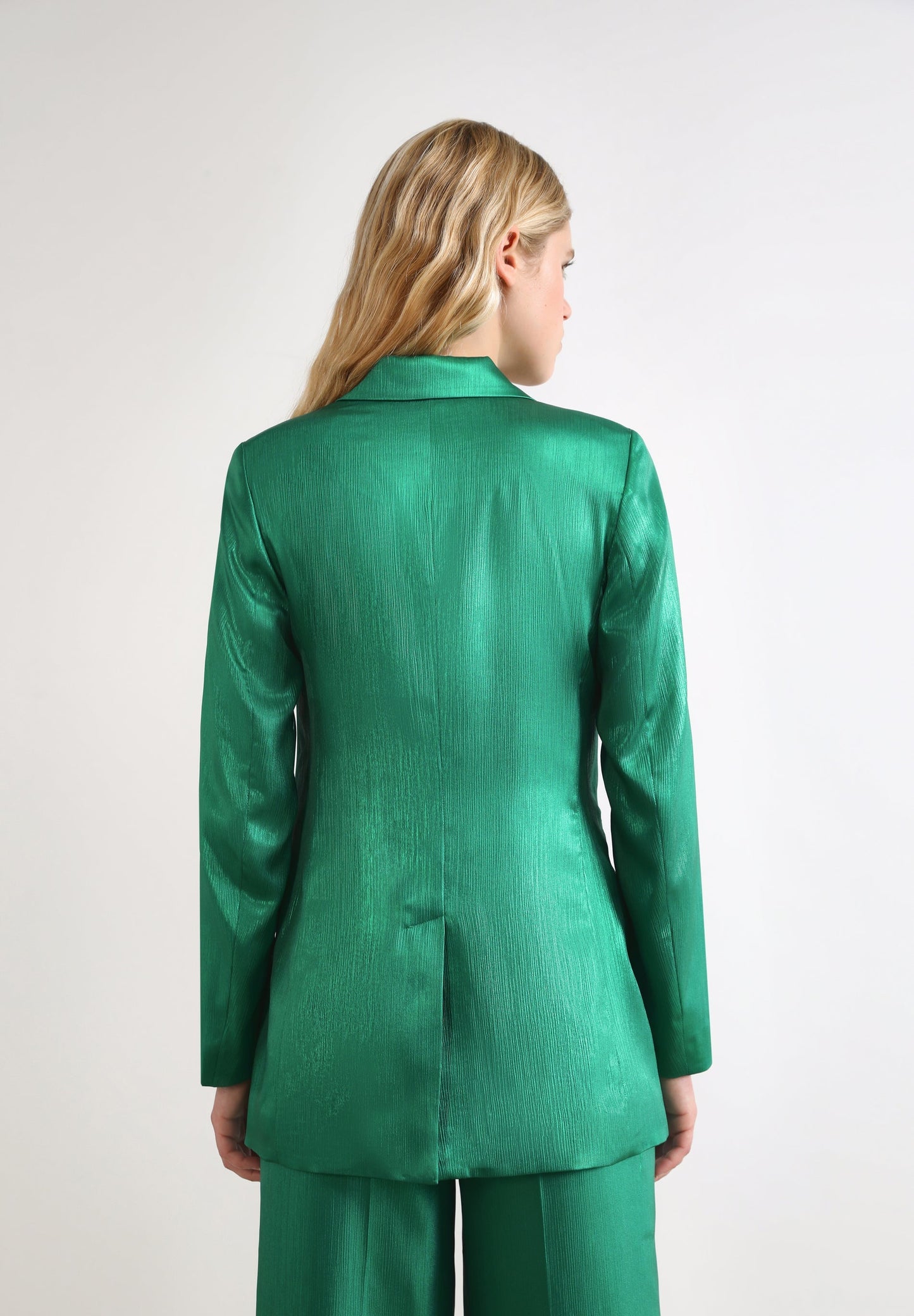 BLAZER CRUZADA SATINADA