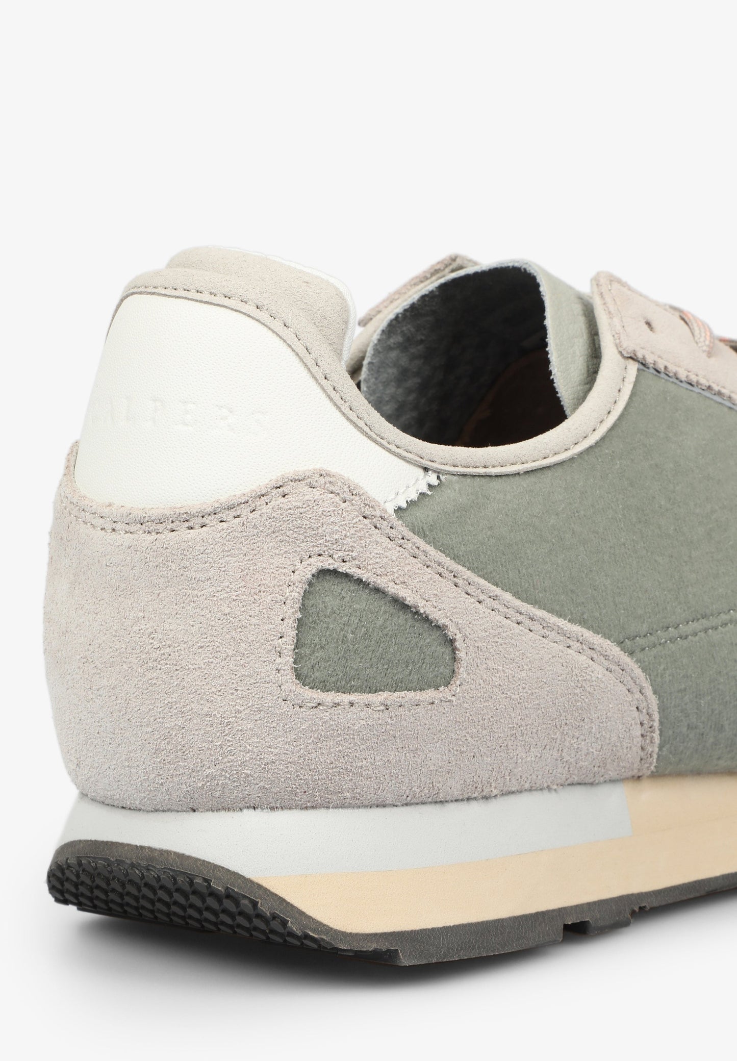 SNEAKERS PIEL ANTE
