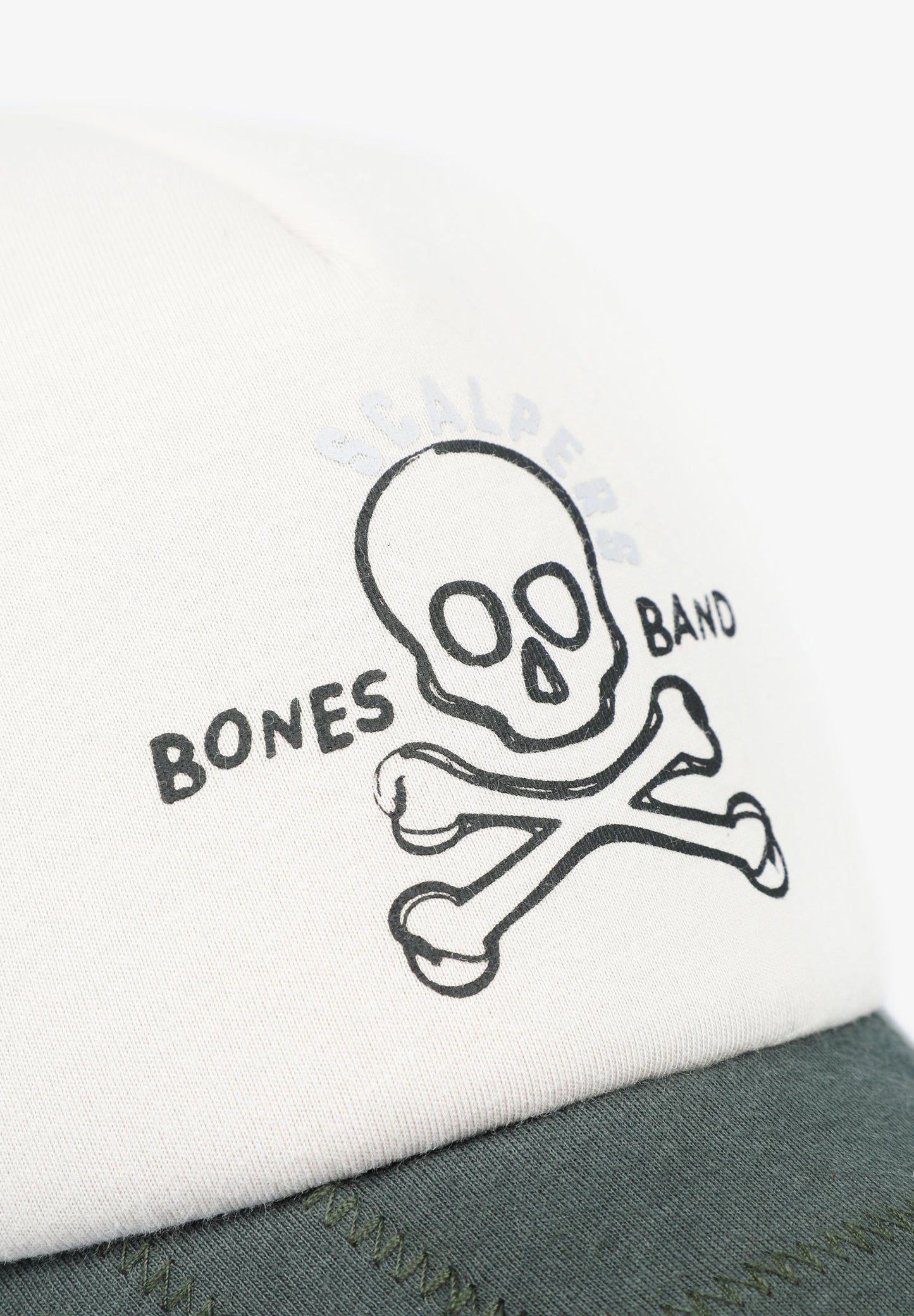 GORRA TRUCKER CALAVERA