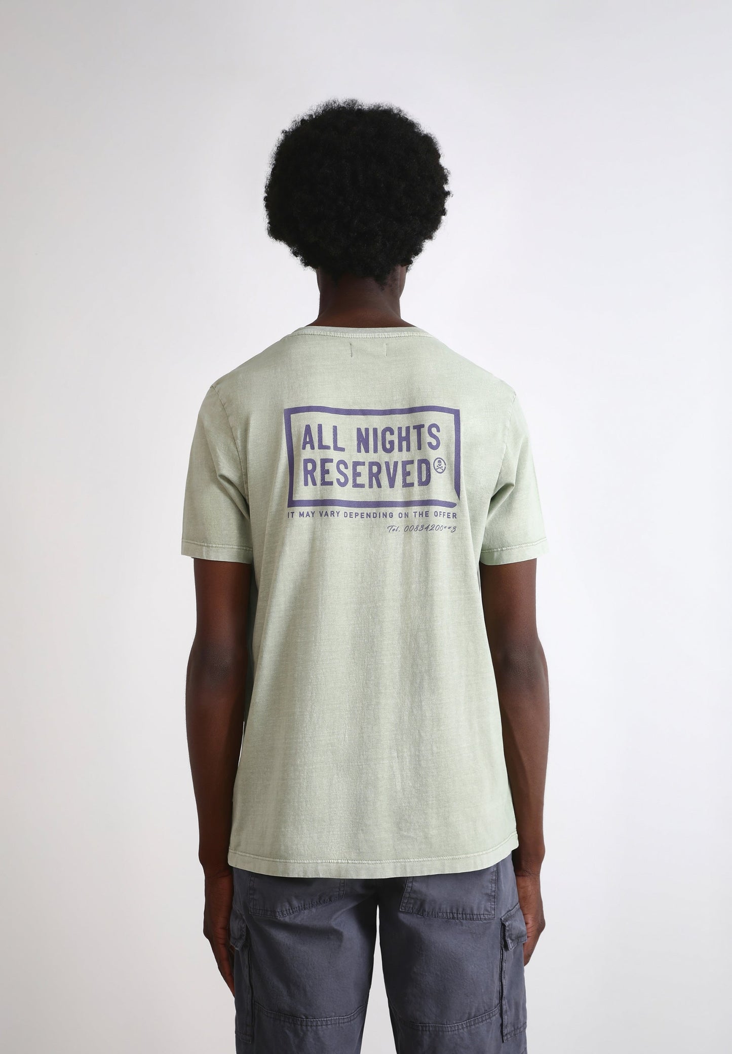 CAMISETA PRINT CONTRASTE