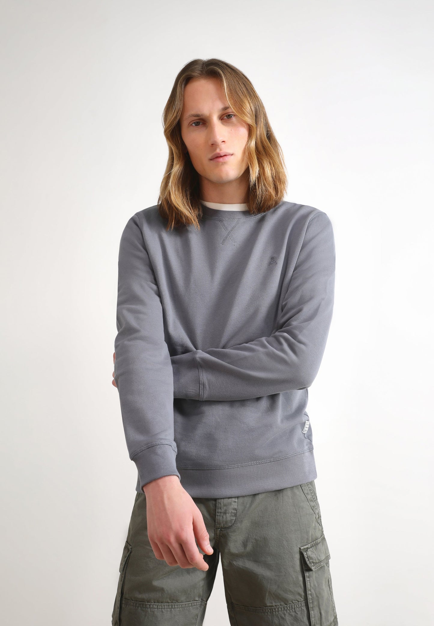 BUZO BÁSICA CALAVERA