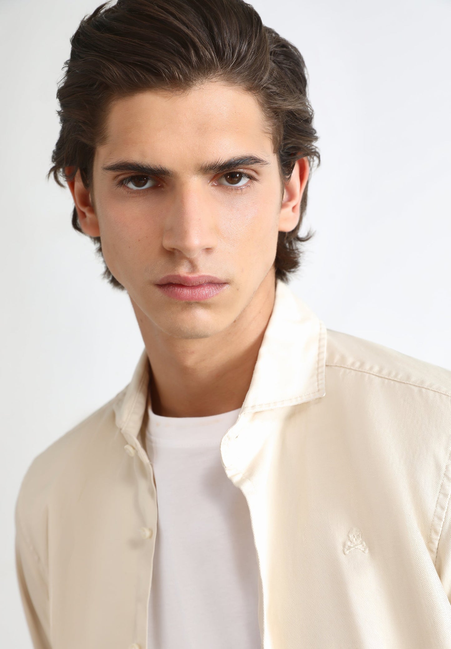 CAMISA PIQUÉ CALAVERA TONO