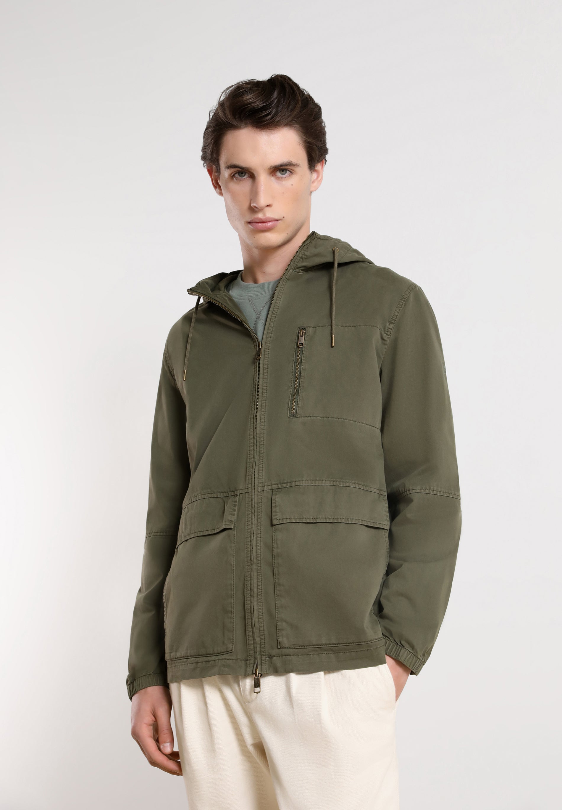 CHAQUETA BOLSILLOS MULTIPLES