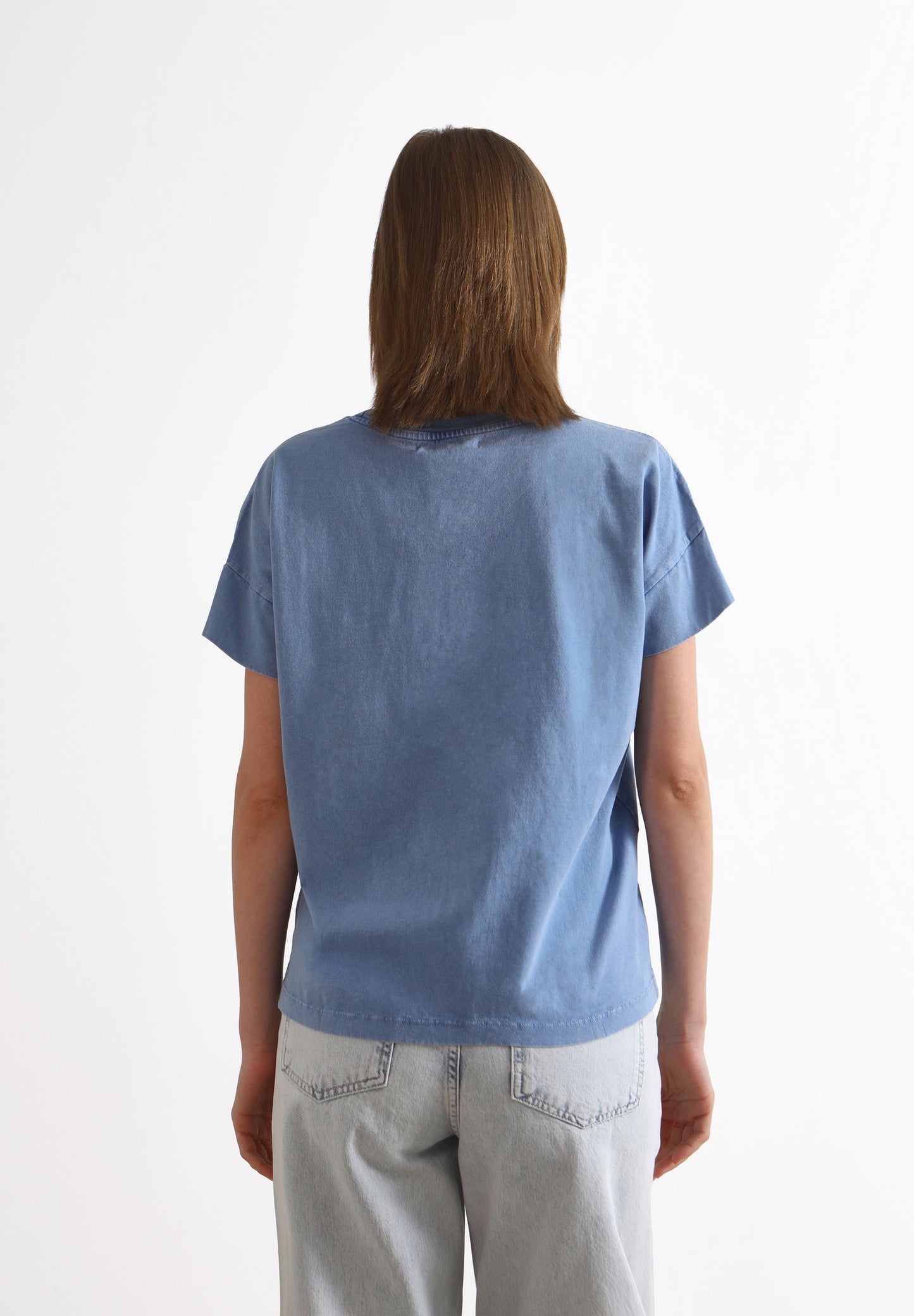 CAMISETA LOGO BORDADO