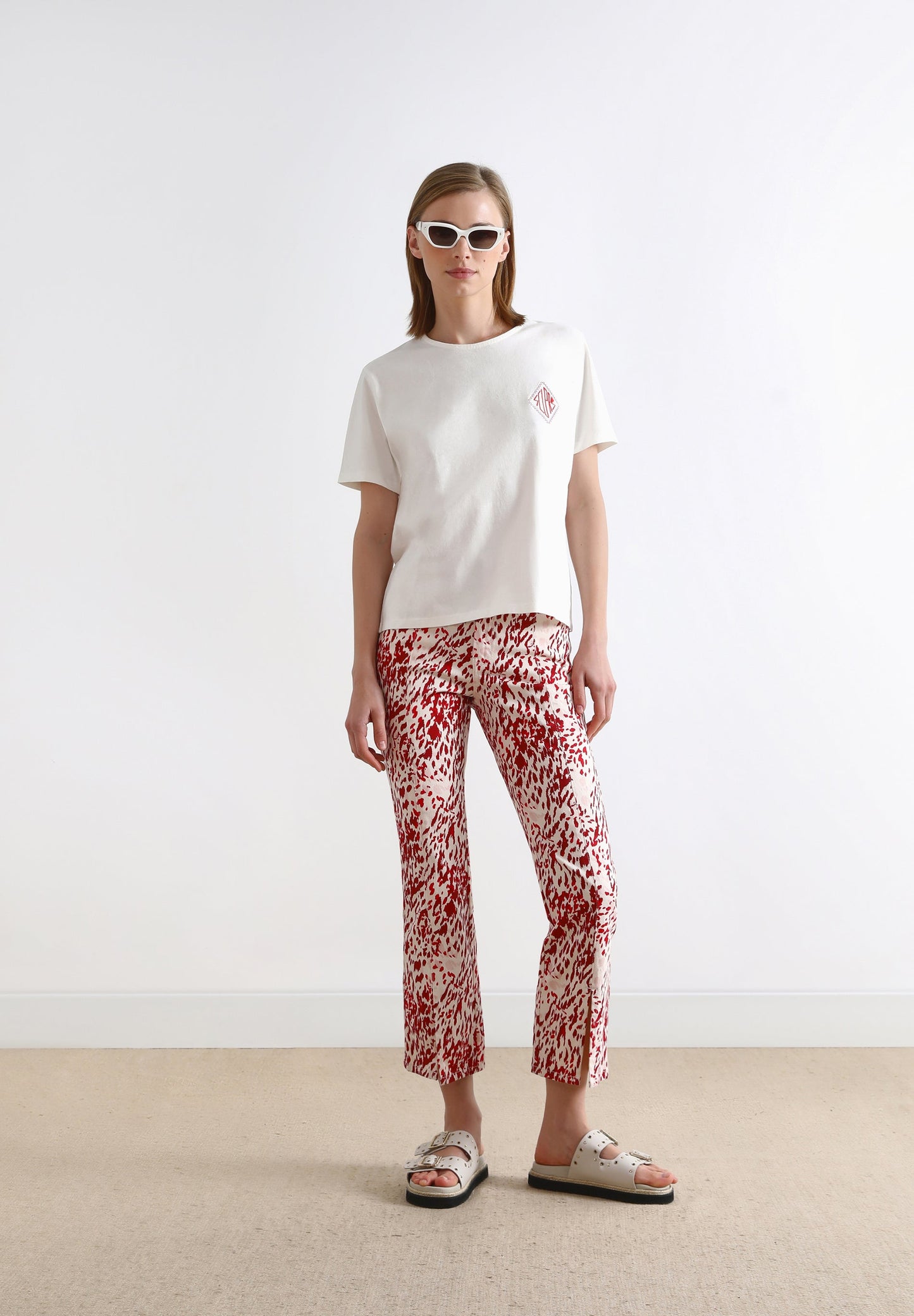 CAMISETA BORDADO PECHO