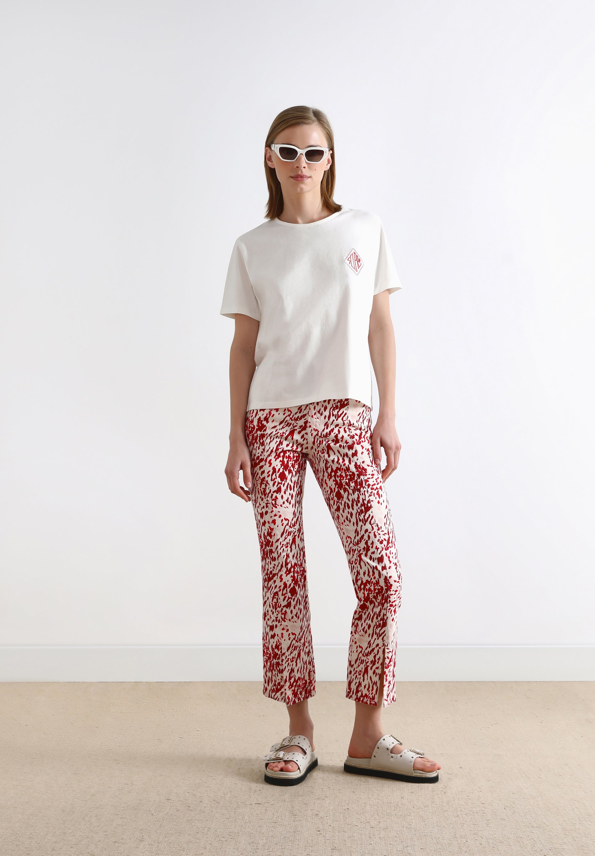 CAMISETA BORDADO PECHO