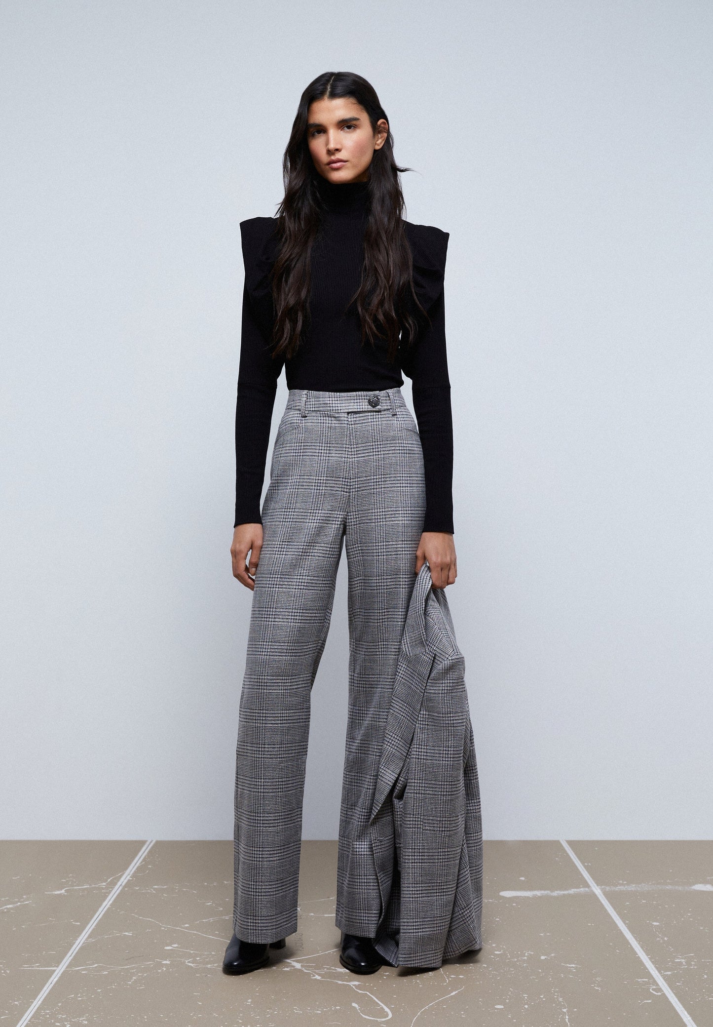 CAMISETA CANALÉ CUELLO ALTO