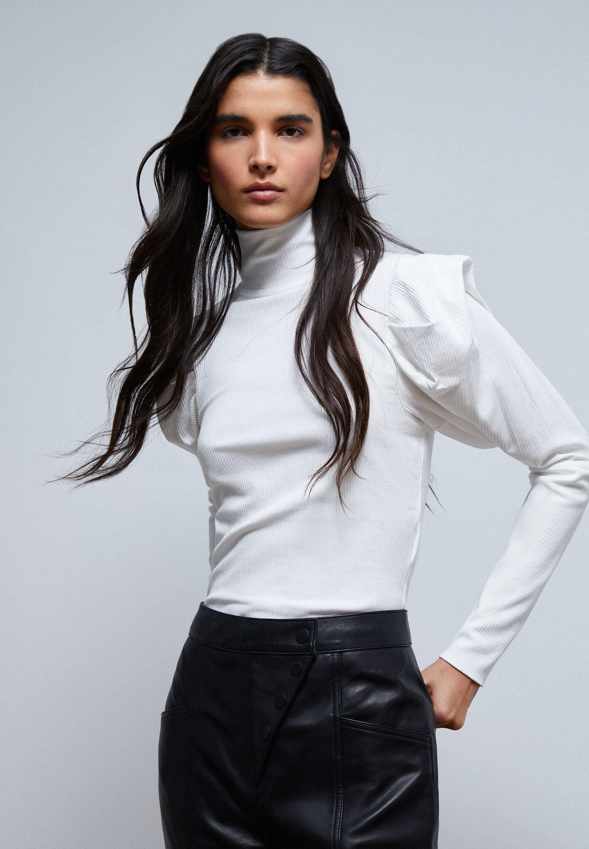 CAMISETA CANALÉ CUELLO ALTO