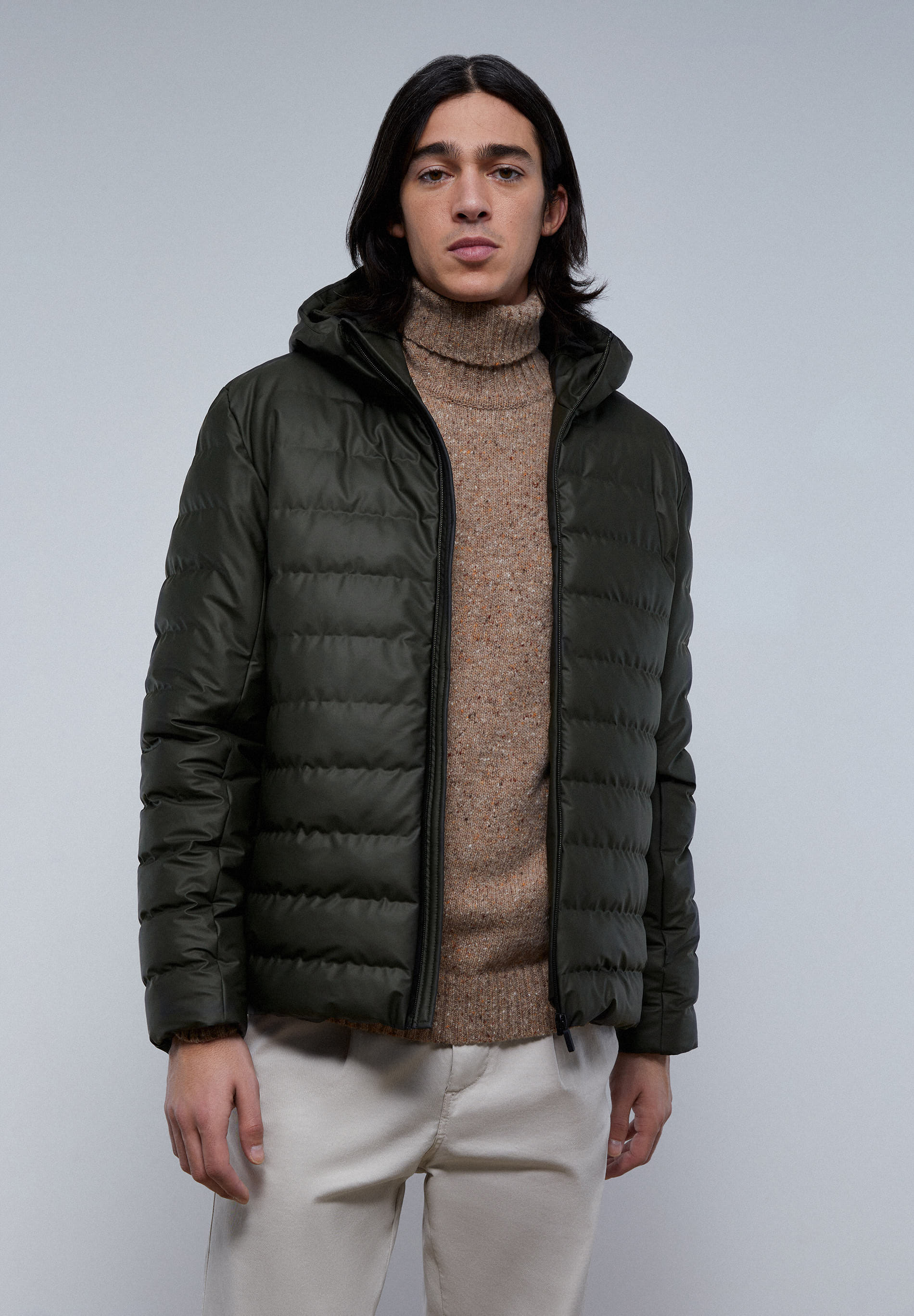 CHAQUETA ACOLCHADA CAPUCHA