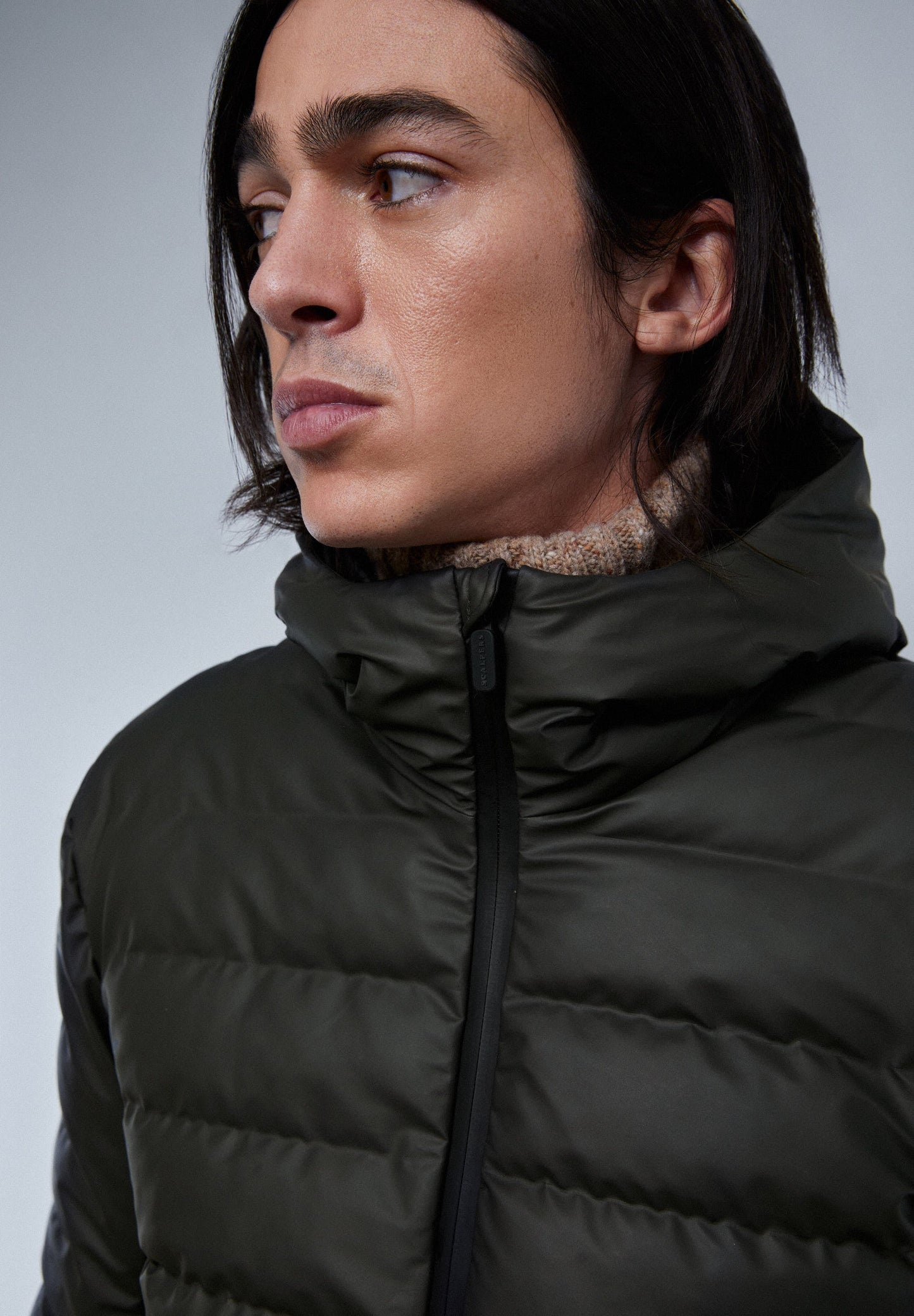 CHAQUETA ACOLCHADA CAPUCHA