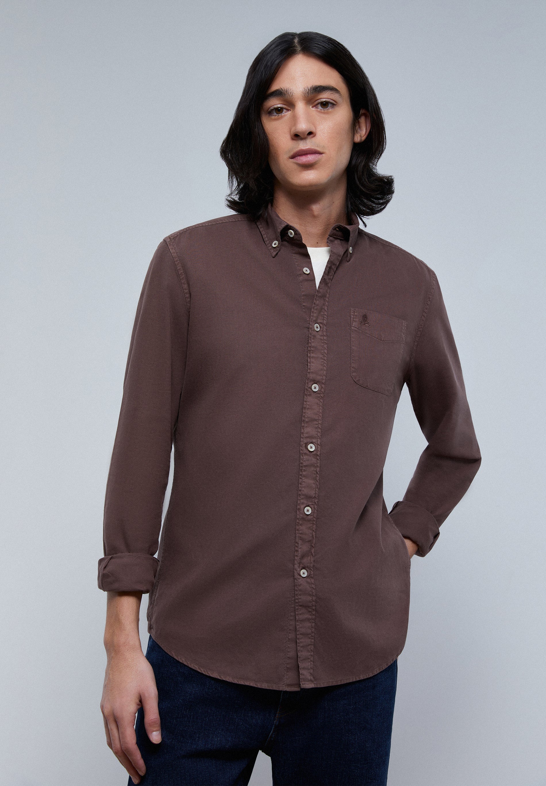 CAMISA BOLSILLO CUELLO BOTONES