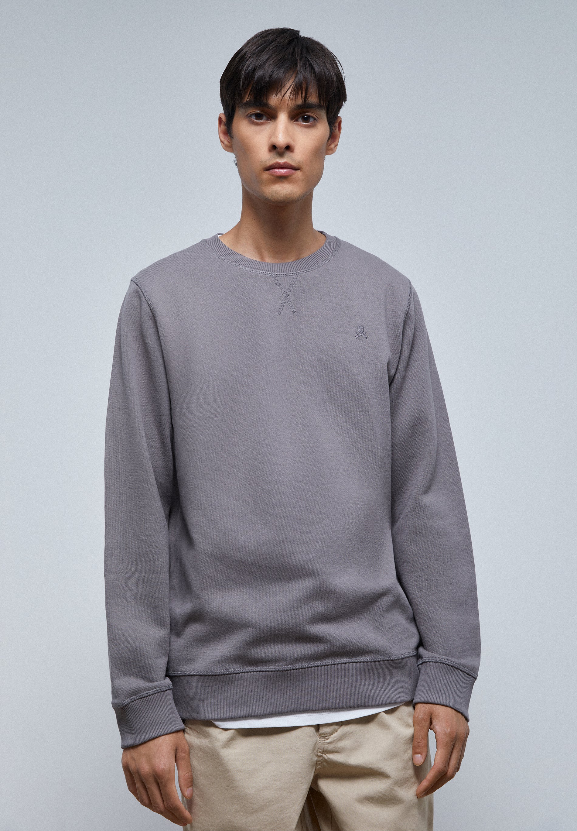 BUZO BÁSICA CALAVERA