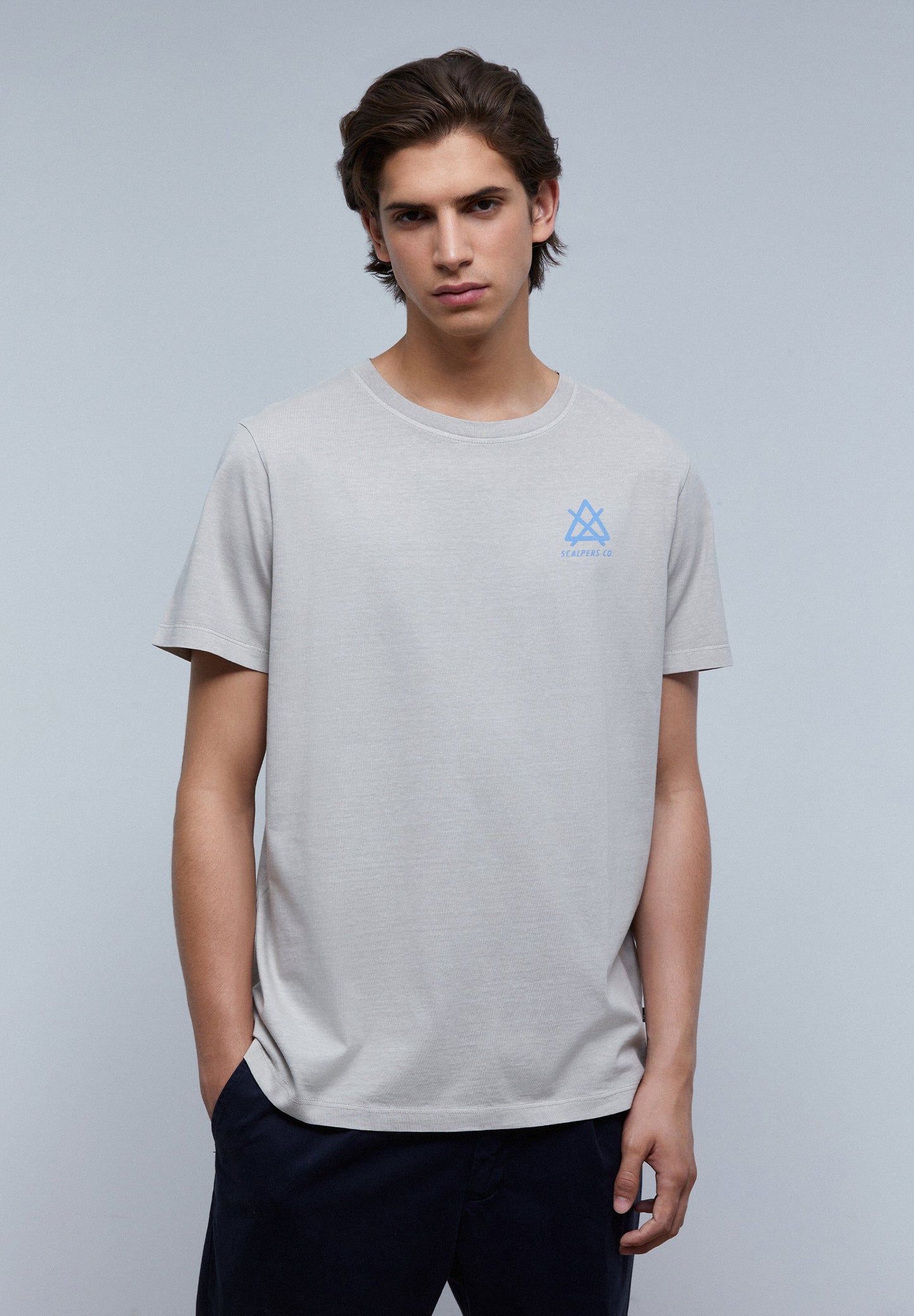 CAMISETA PRINT CONTRASTE