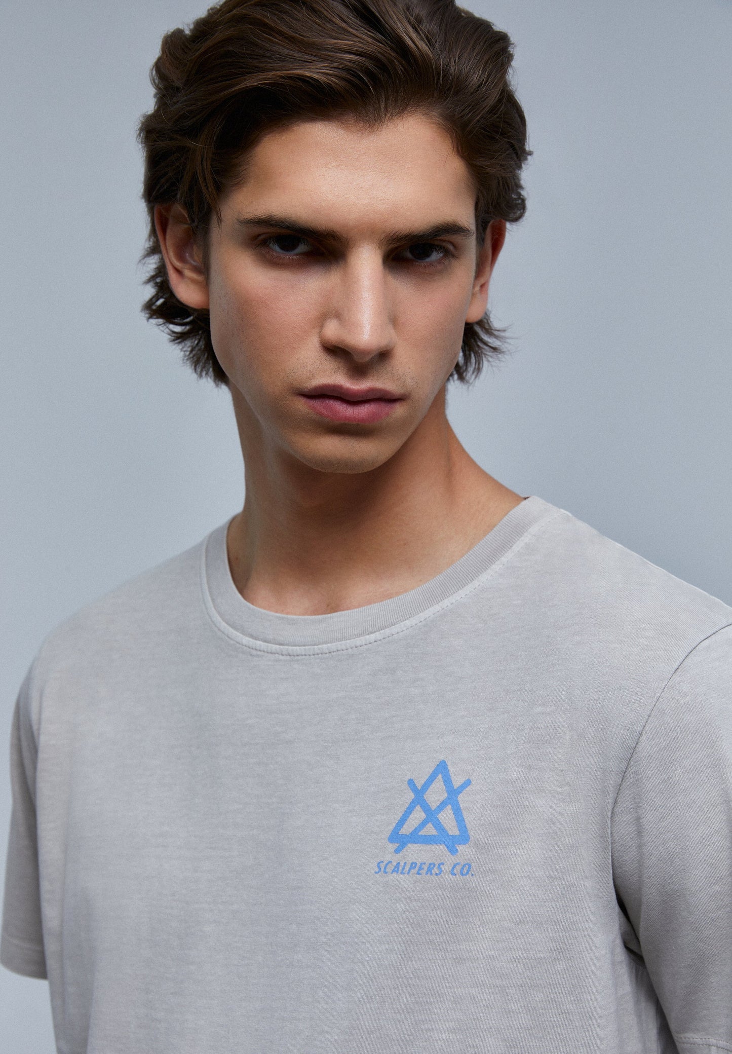 CAMISETA PRINT CONTRASTE