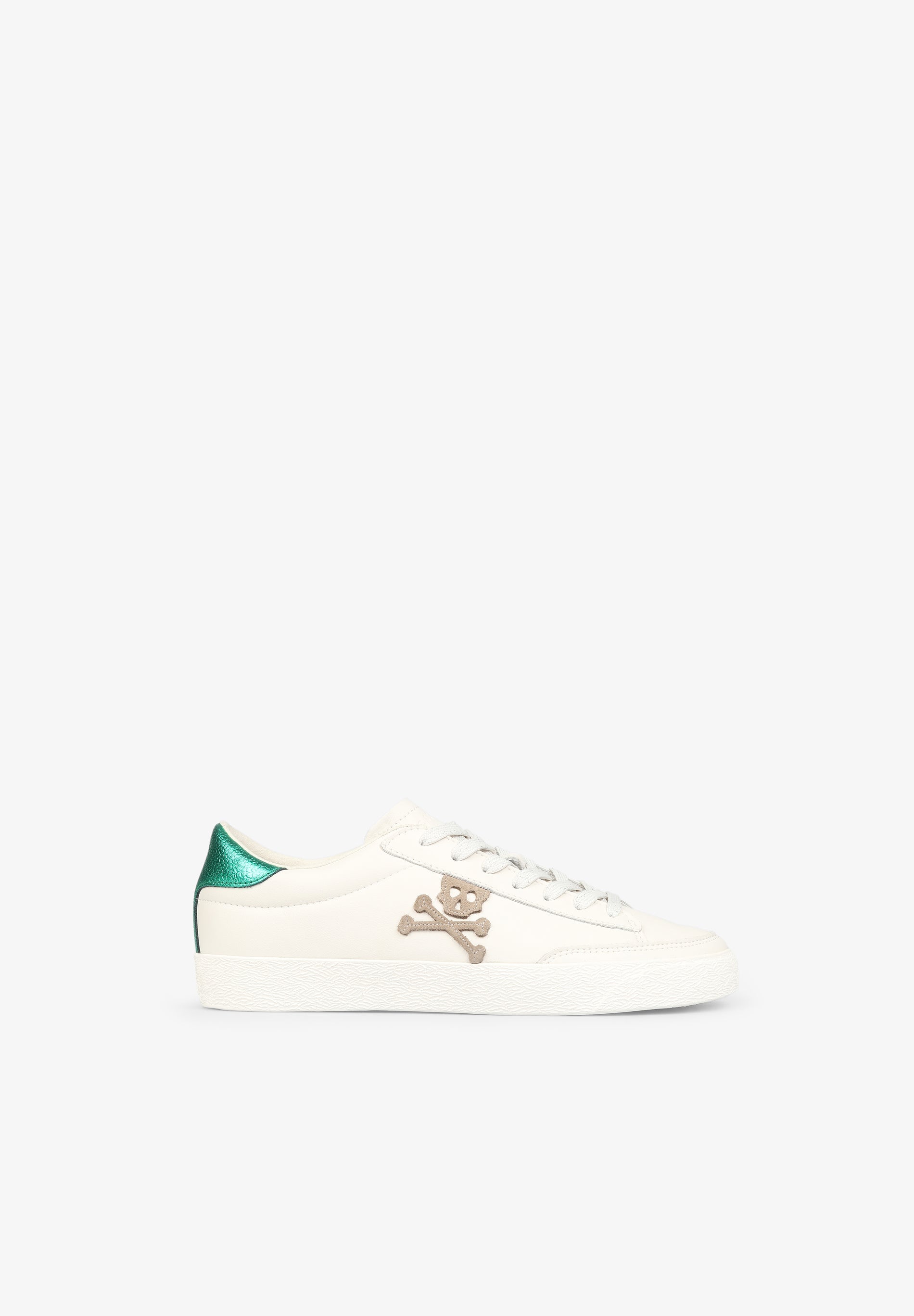 TENIS BAJAS DETALLE METALIZADO