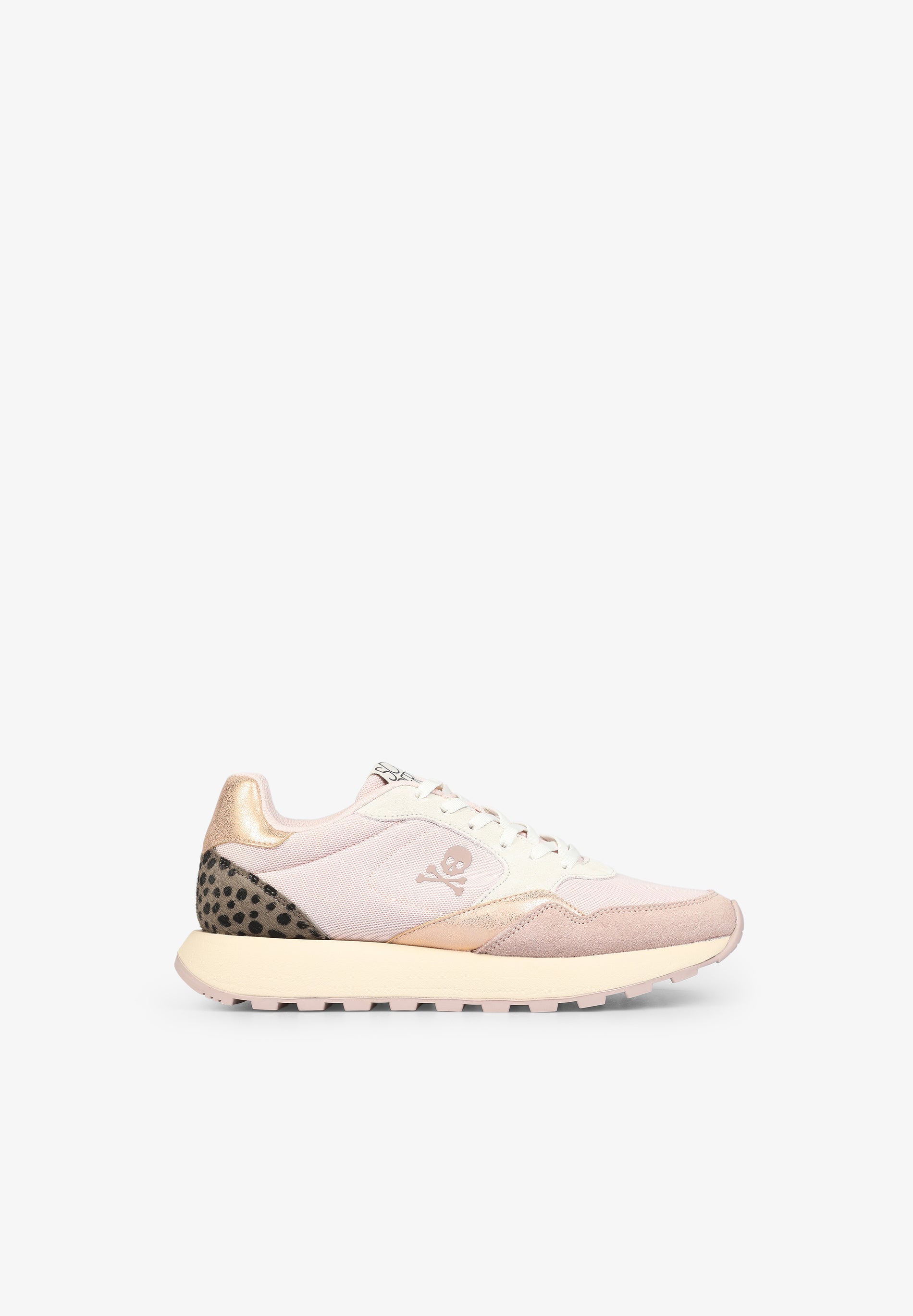 TENIS DETALLE METALIZADO