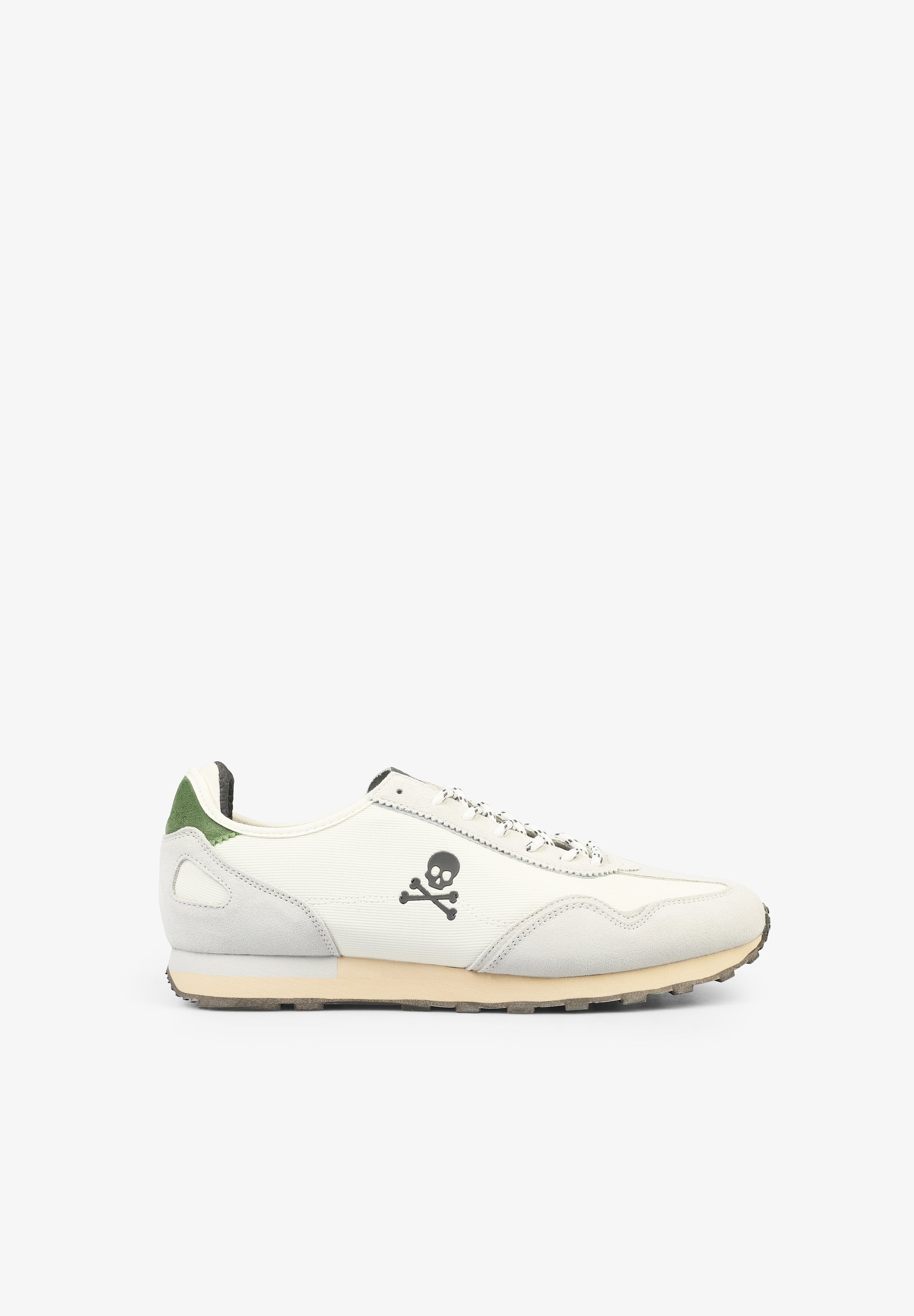TENIS ANTE CALAVERA