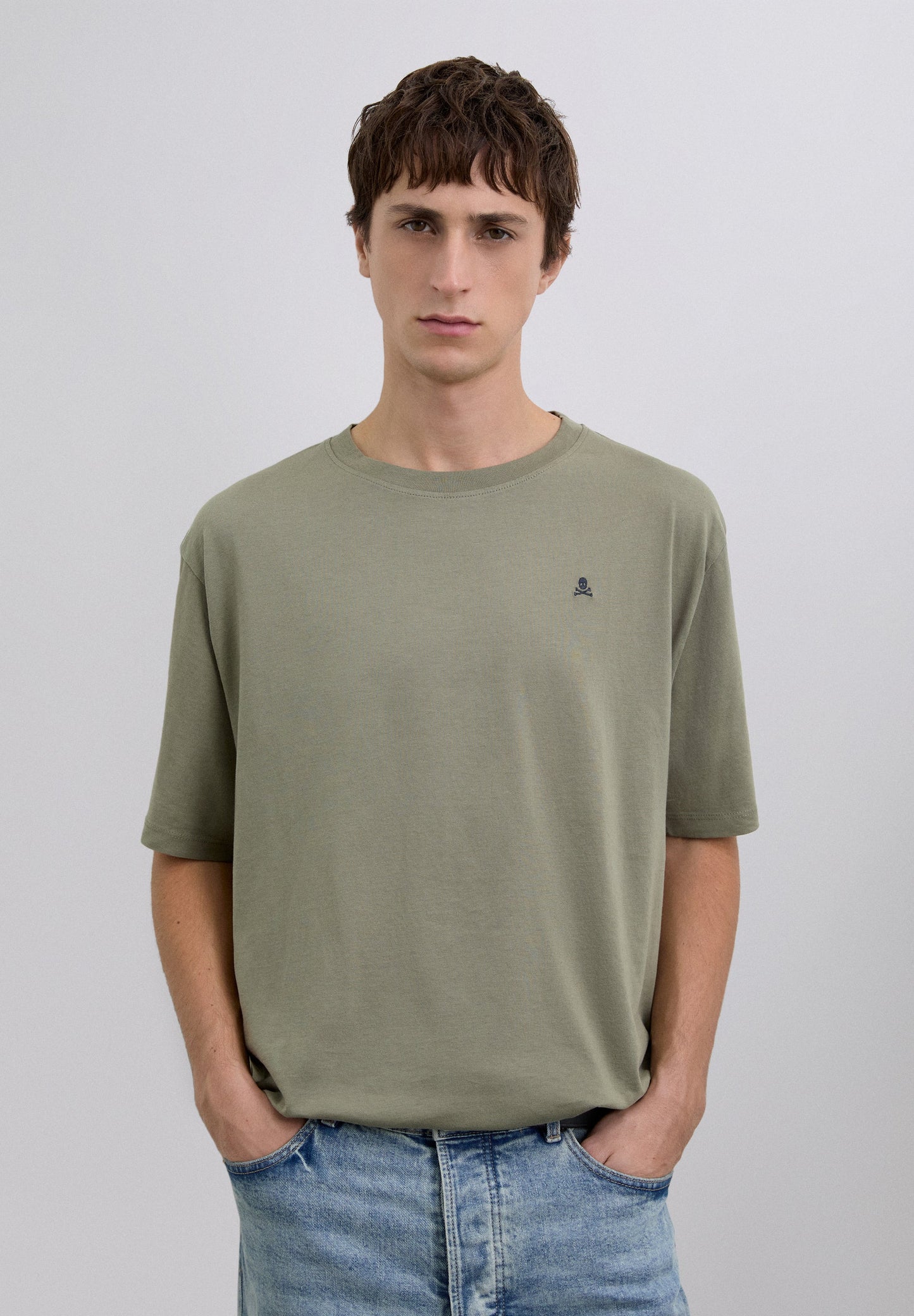 CAMISETA BÁSICA CALAVERA RELAXED FIT