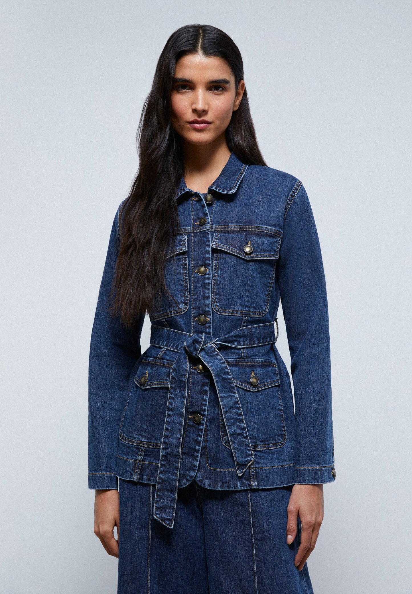 CHAQUETA JEAN CINTURÓN