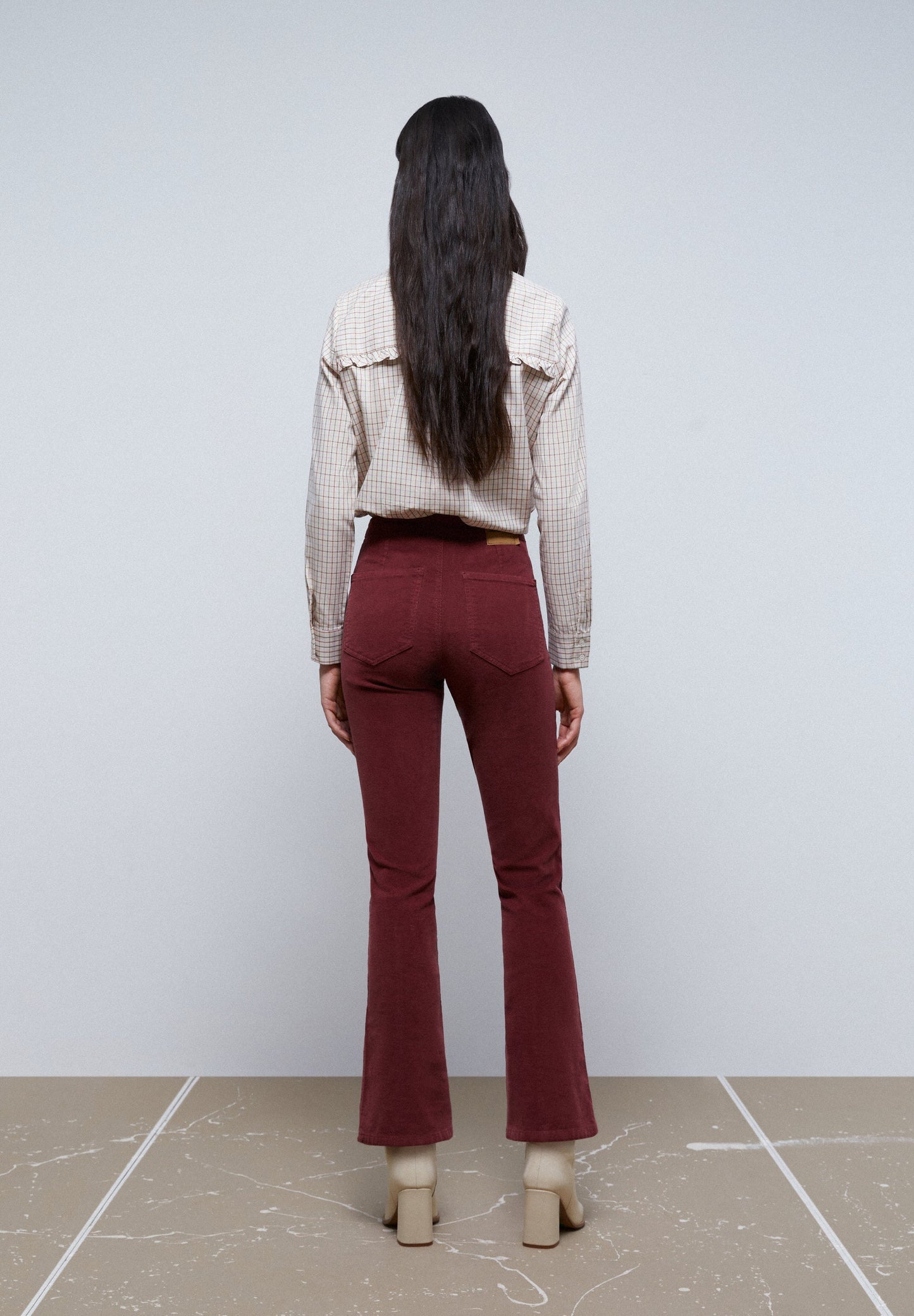 PANTALÓN FLARE PANA