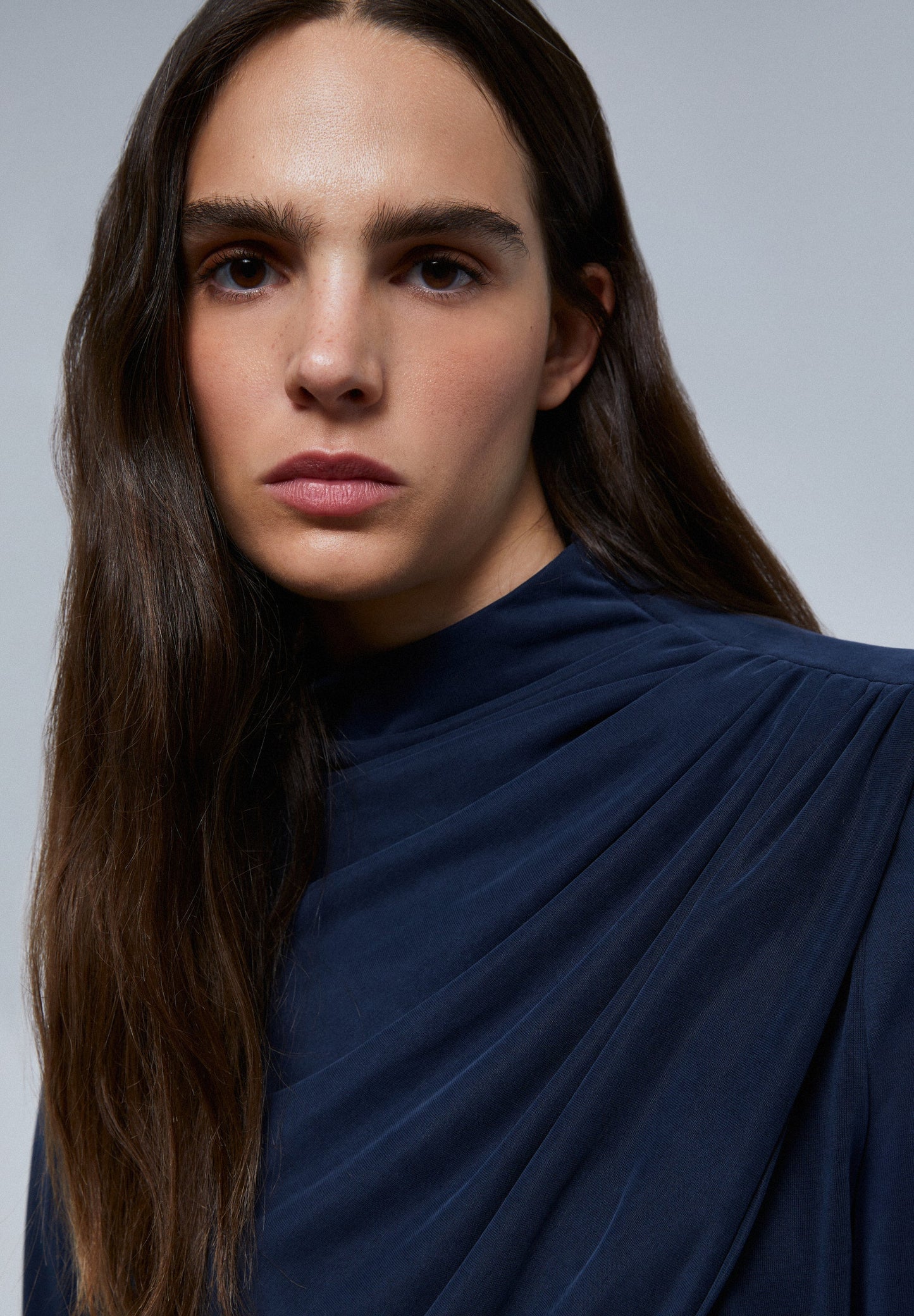 TOP DETALLE DRAPEADO HOMBRO