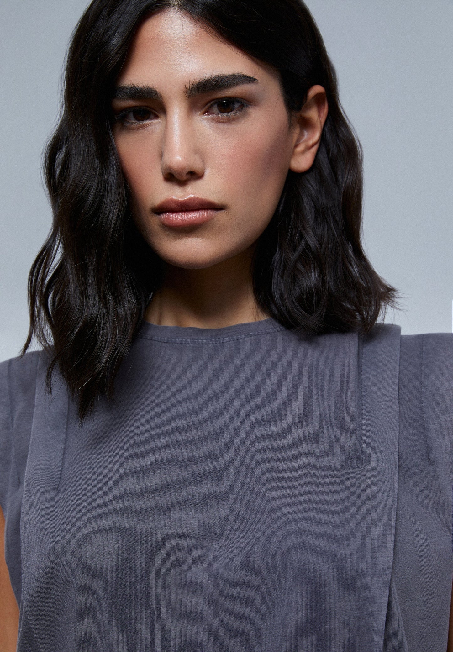 CAMISETA DETALLE PLIEGUE