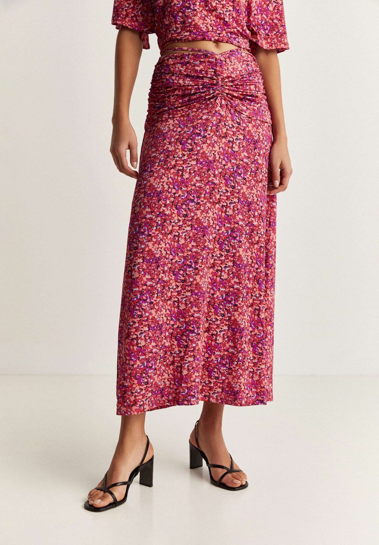 FALDA MIDI FRUNCES CORDÓN