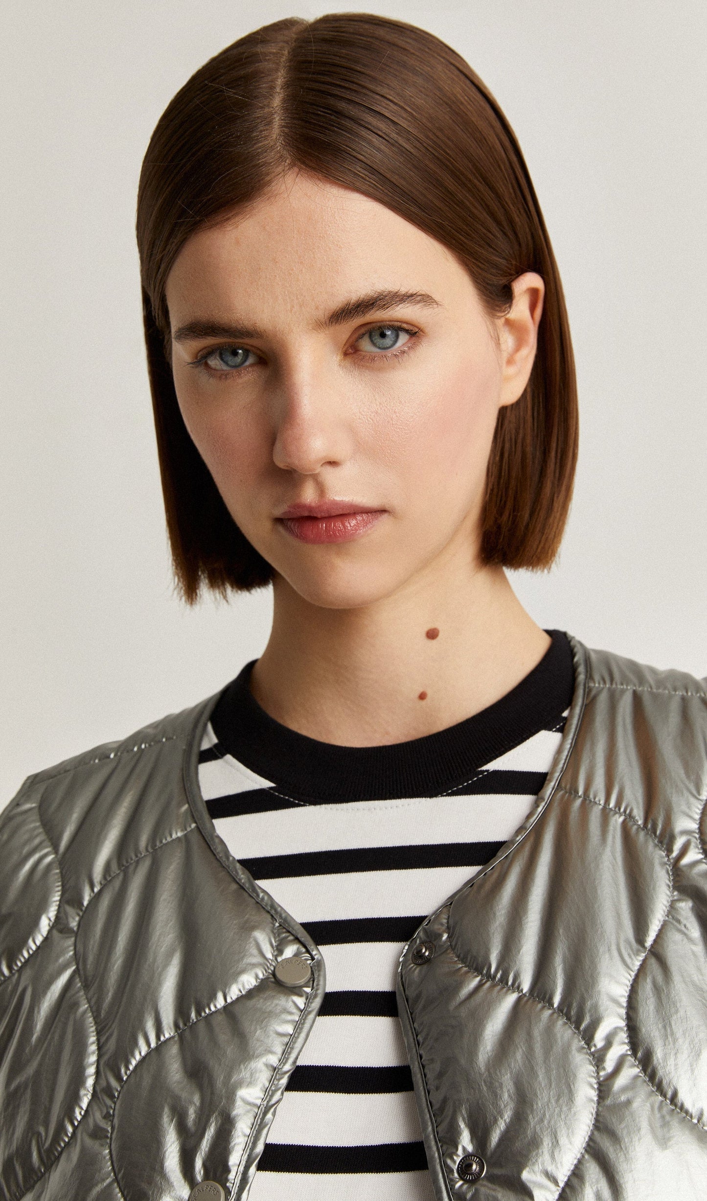 CHALECO ACOLCHADO CUELLO REDONDO