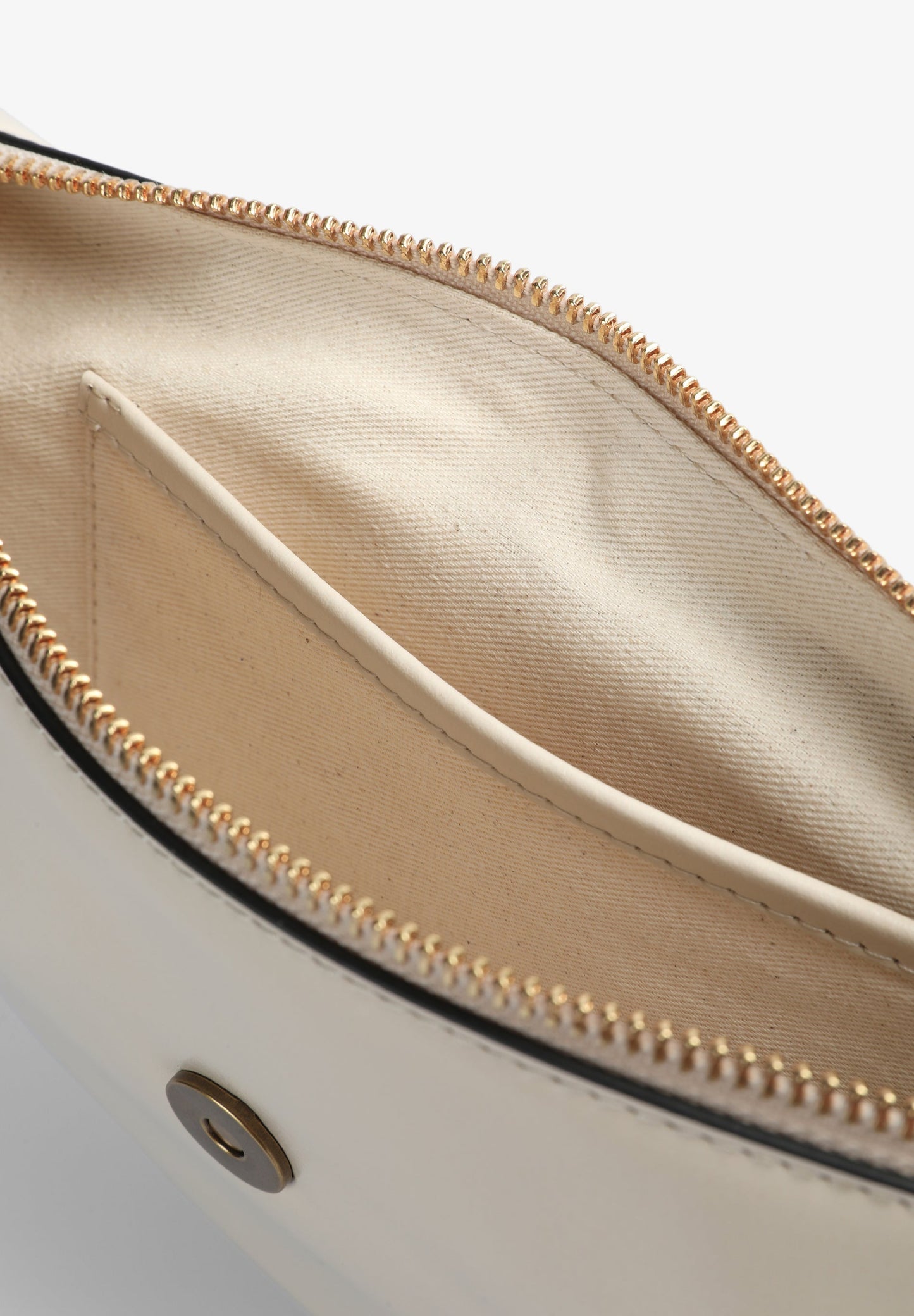 BOLSO PIEL MEDIA LUNA CRISTALES