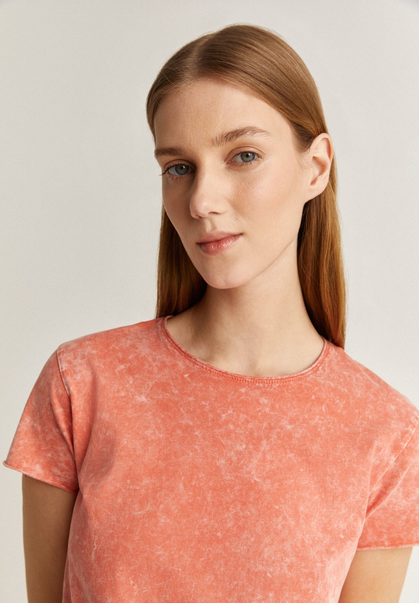 CAMISETA EFECTO LAVADO CALAVERA CRISTALES