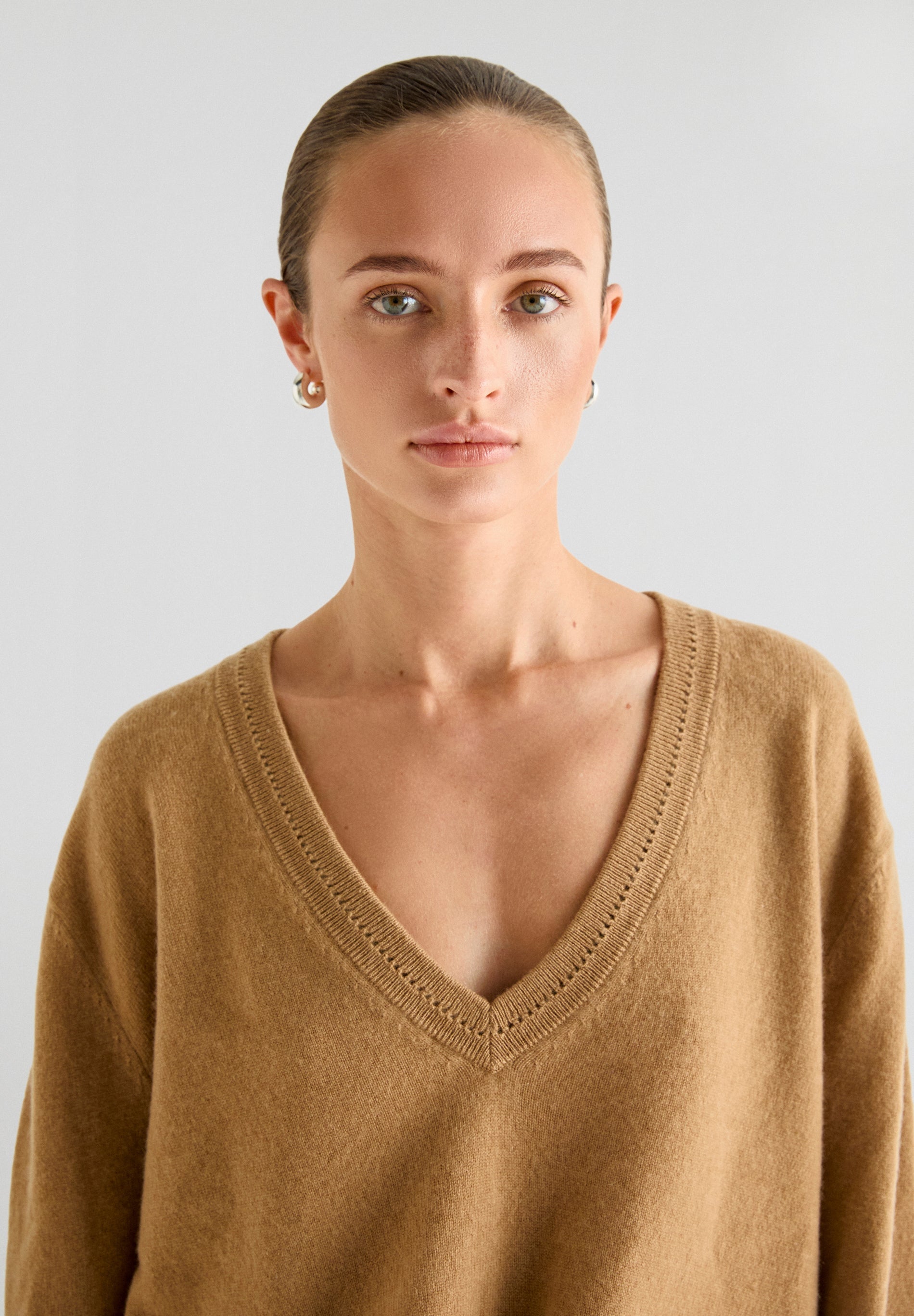 JERSEY CASHMERE CUELLO PICO