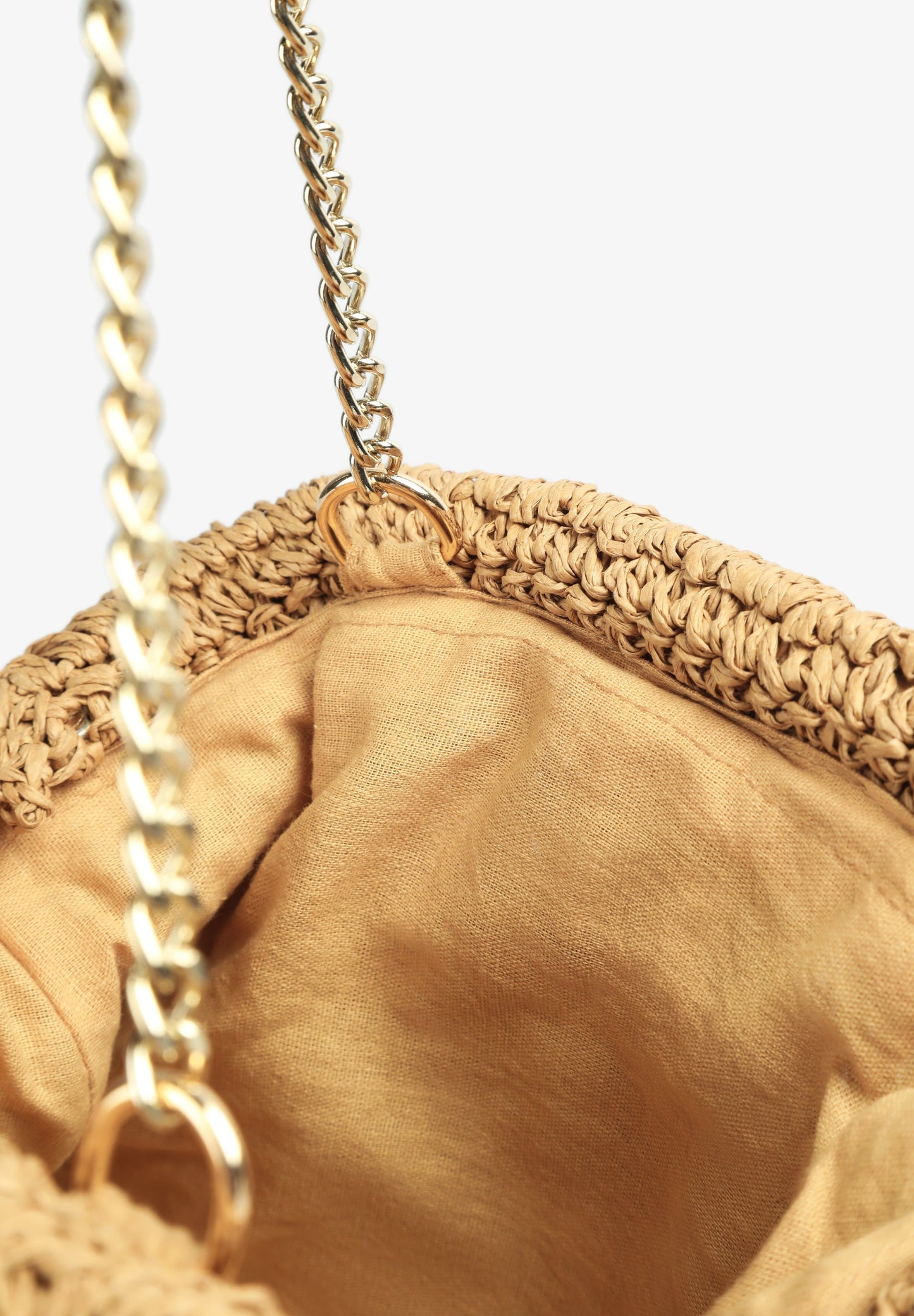 BOLSO CLUTCH RAFIA DETALLE ABALORIOS