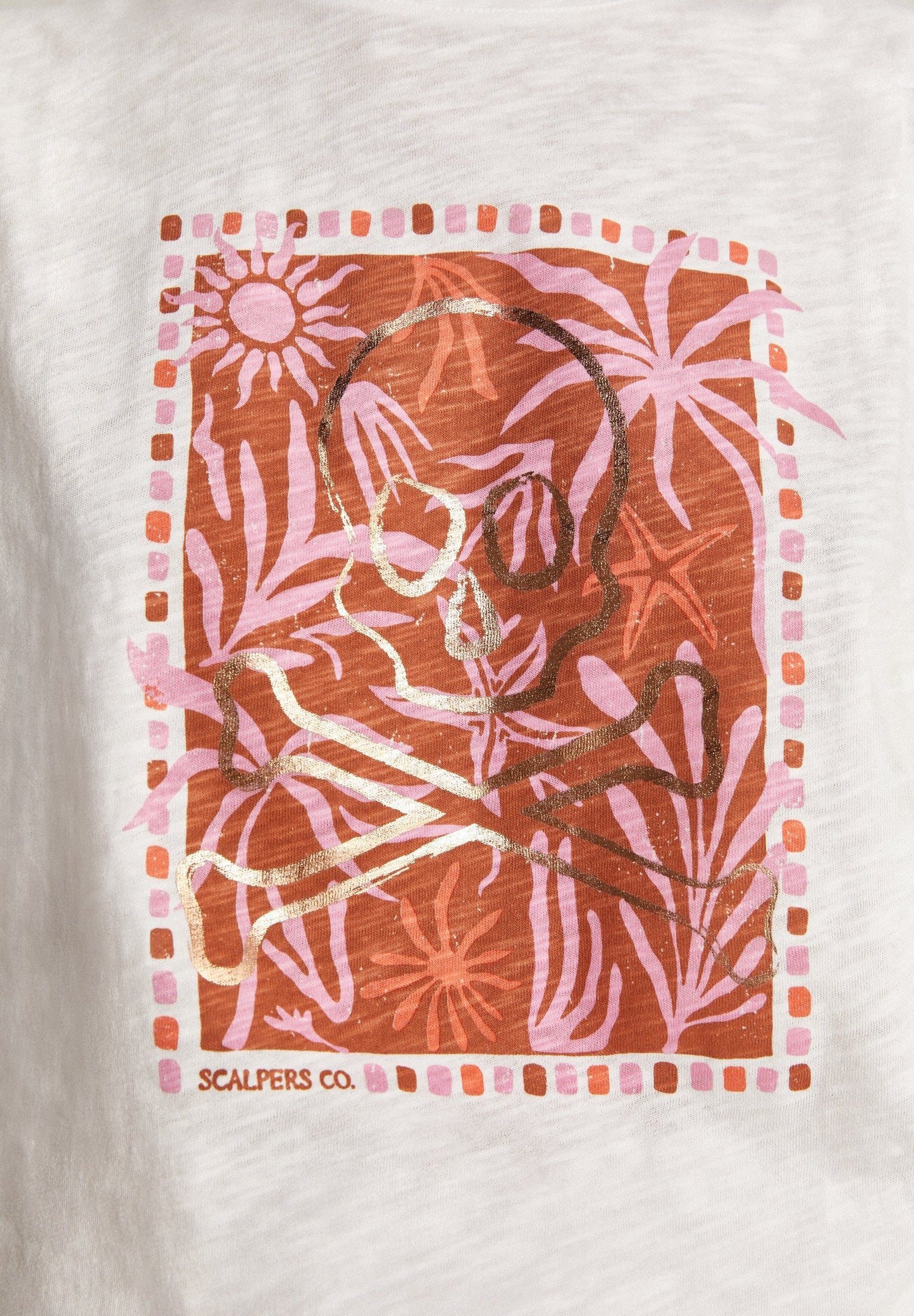 CAMISETA PRINT FRONTAL VUELTA MANGA