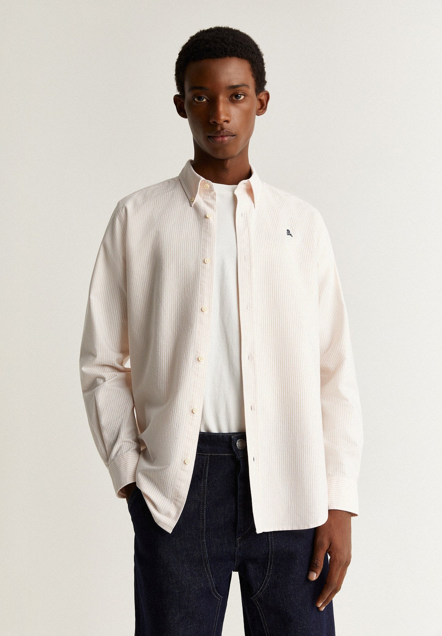 CAMISA CALAVERA CUELLO BOTONES