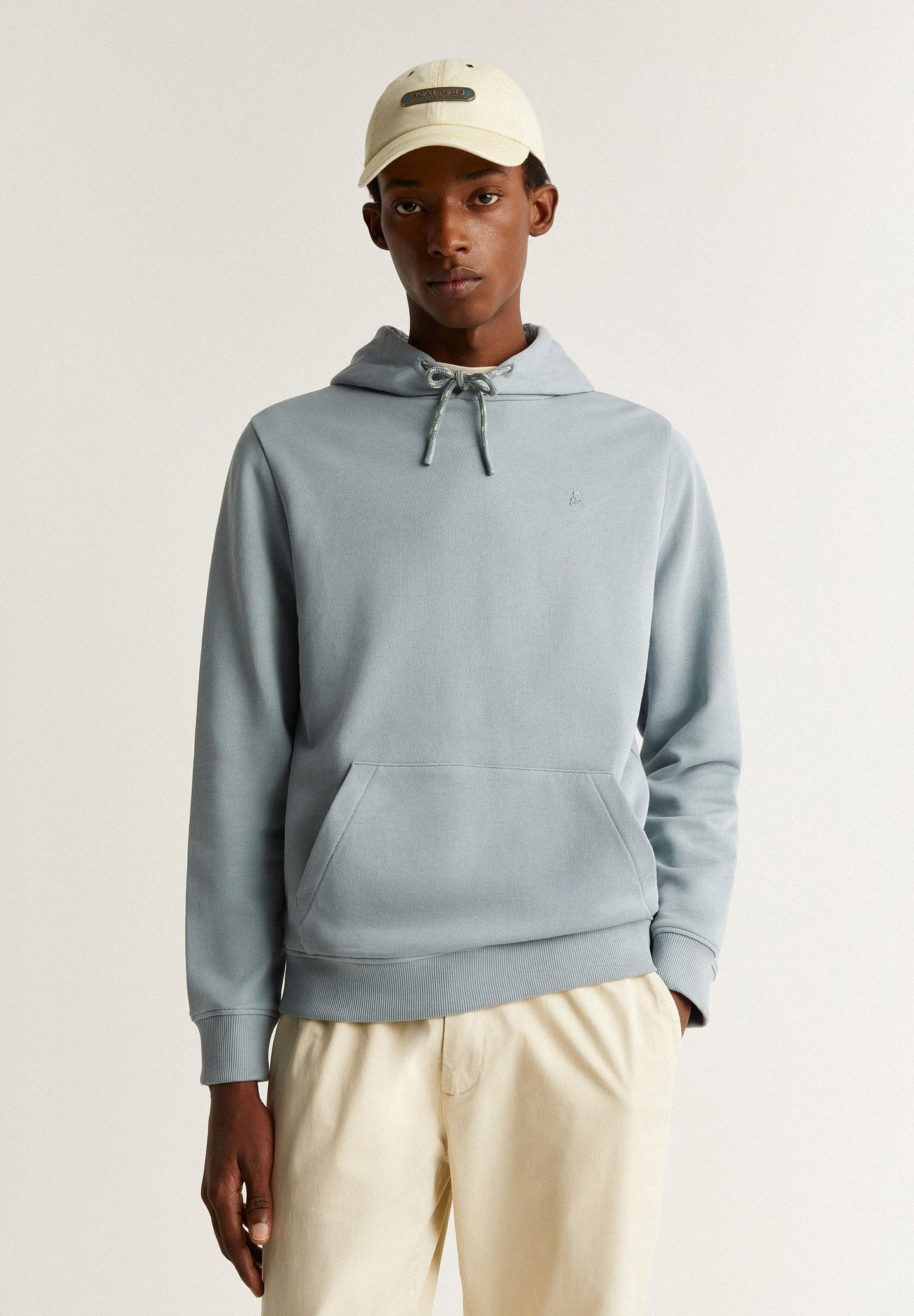 SUDADERA CAPUCHA DETALLE CORDÓN