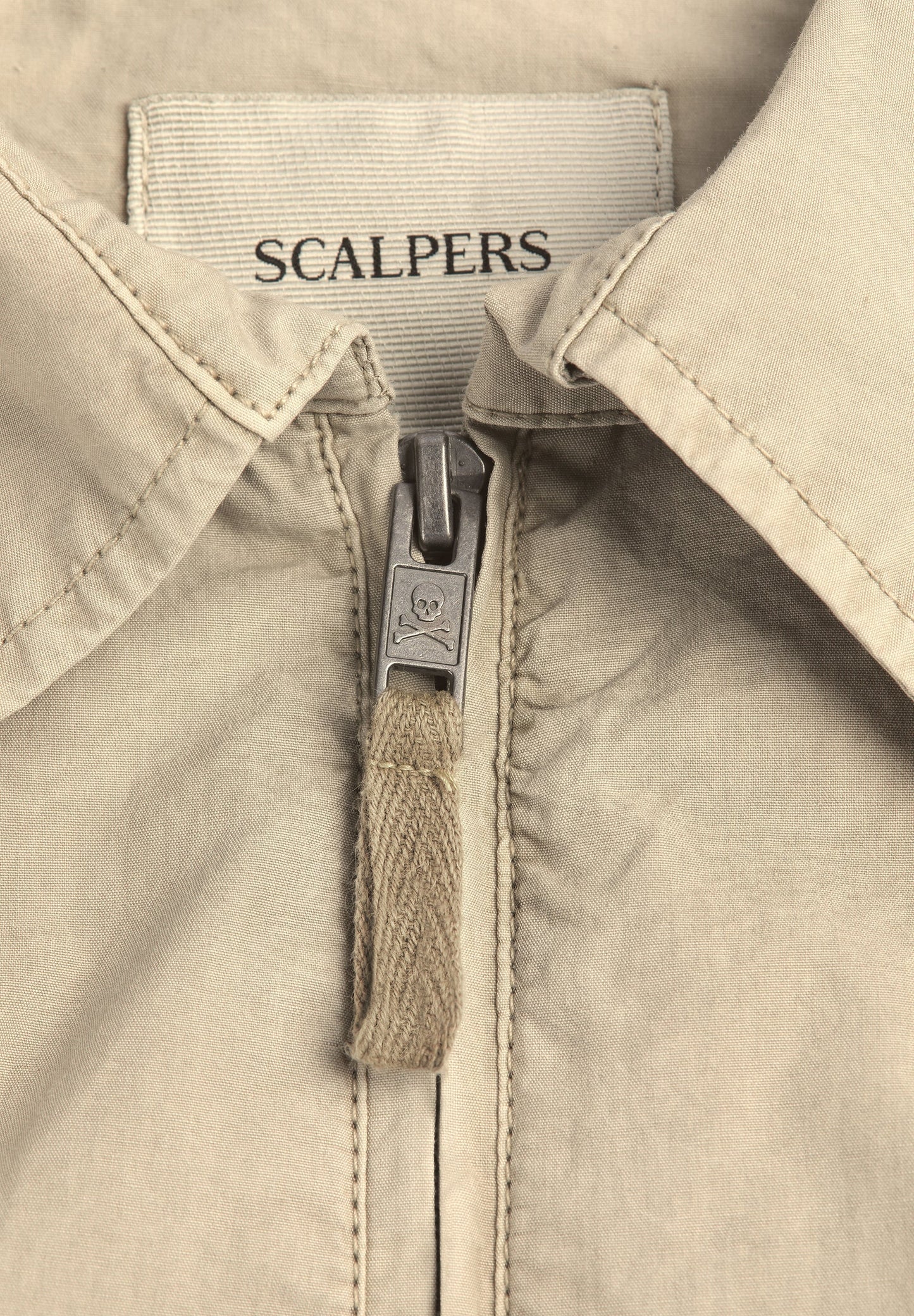 CHAQUETA LAVADA LIGERA