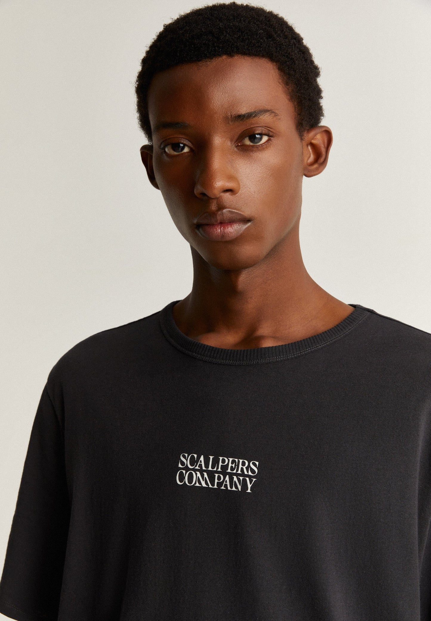 CAMISETA DETALLE ETIQUETA PLANTABLE