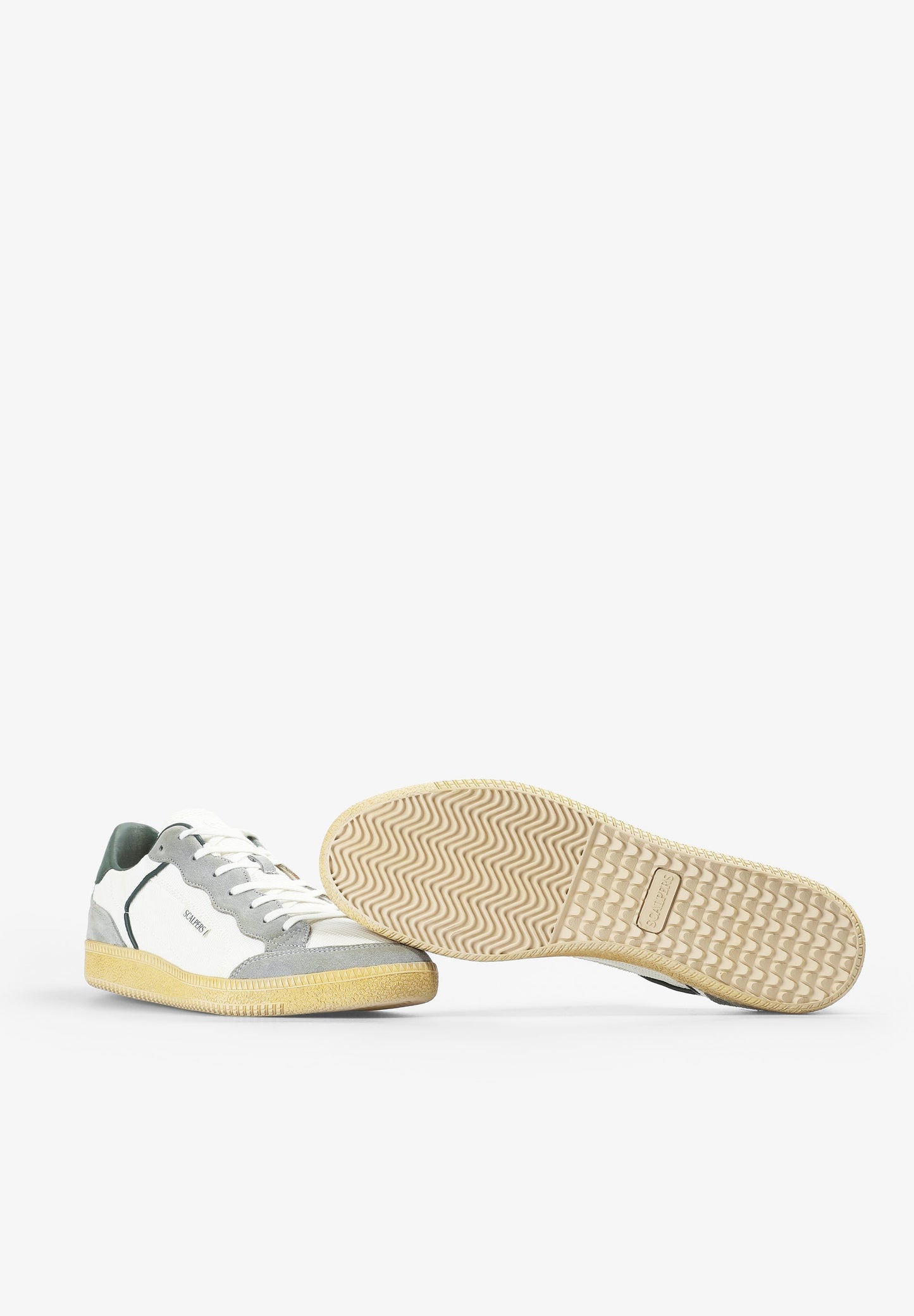 SNEAKERS BAJAS DETALLES ANTE