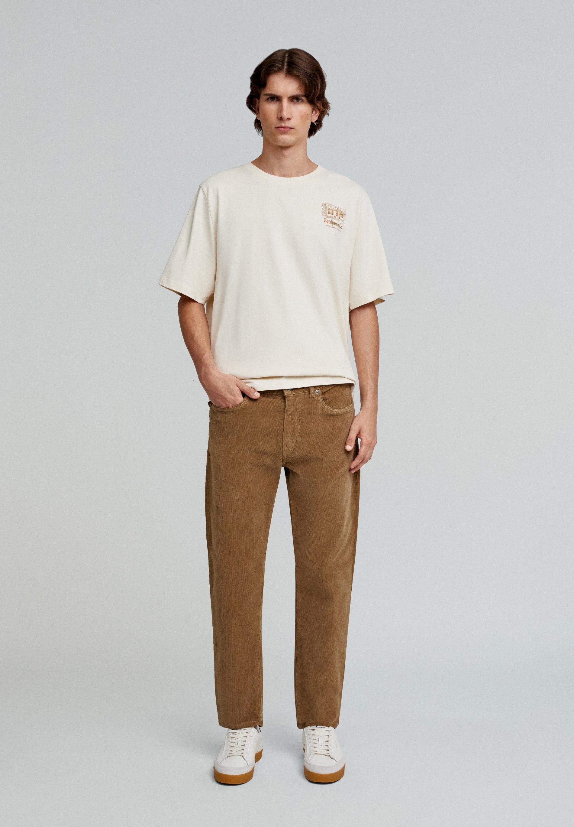 CAMISETA DIBUJO TRASERO