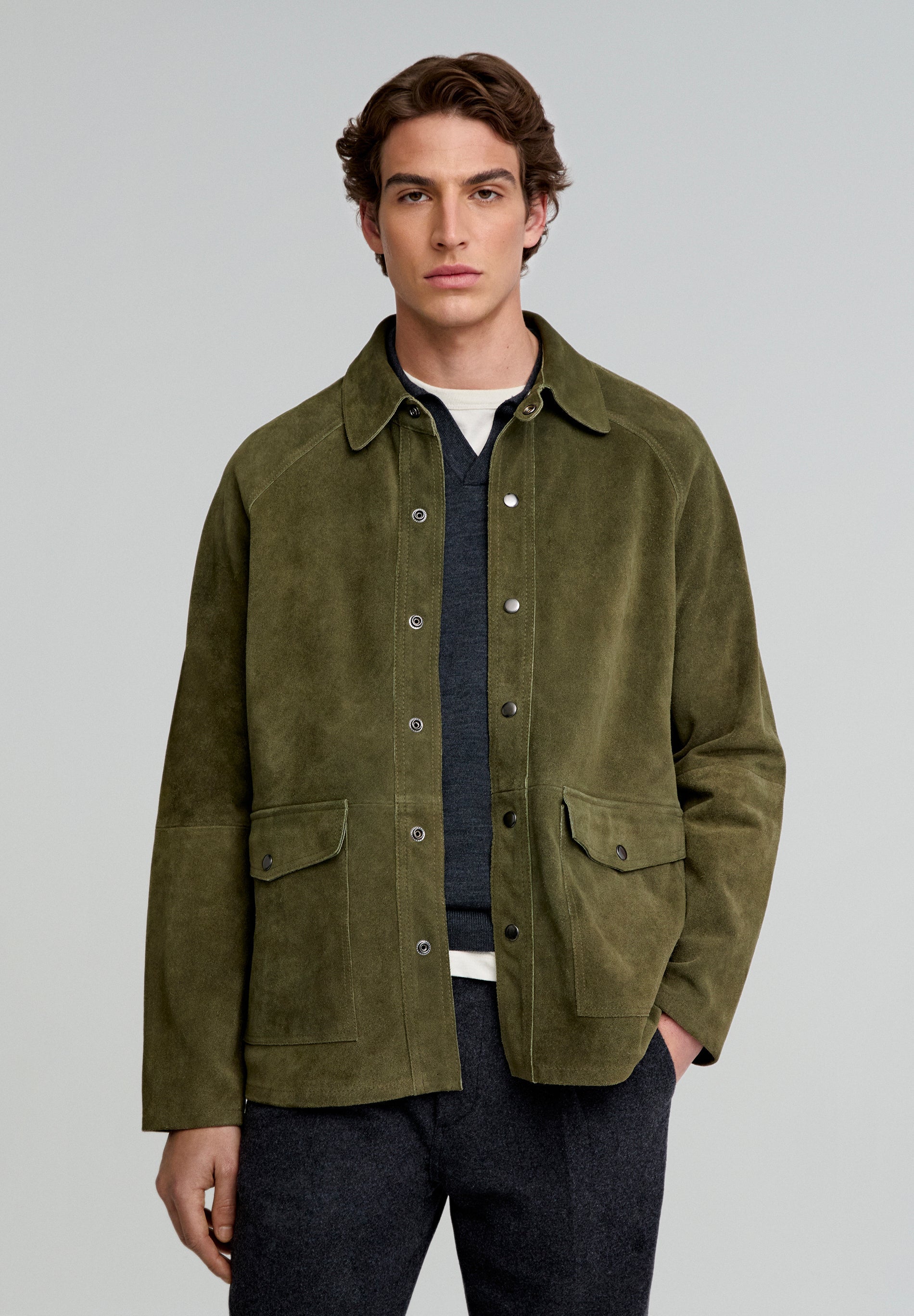 CHAQUETA ANTE BOLSILLOS TAPETA