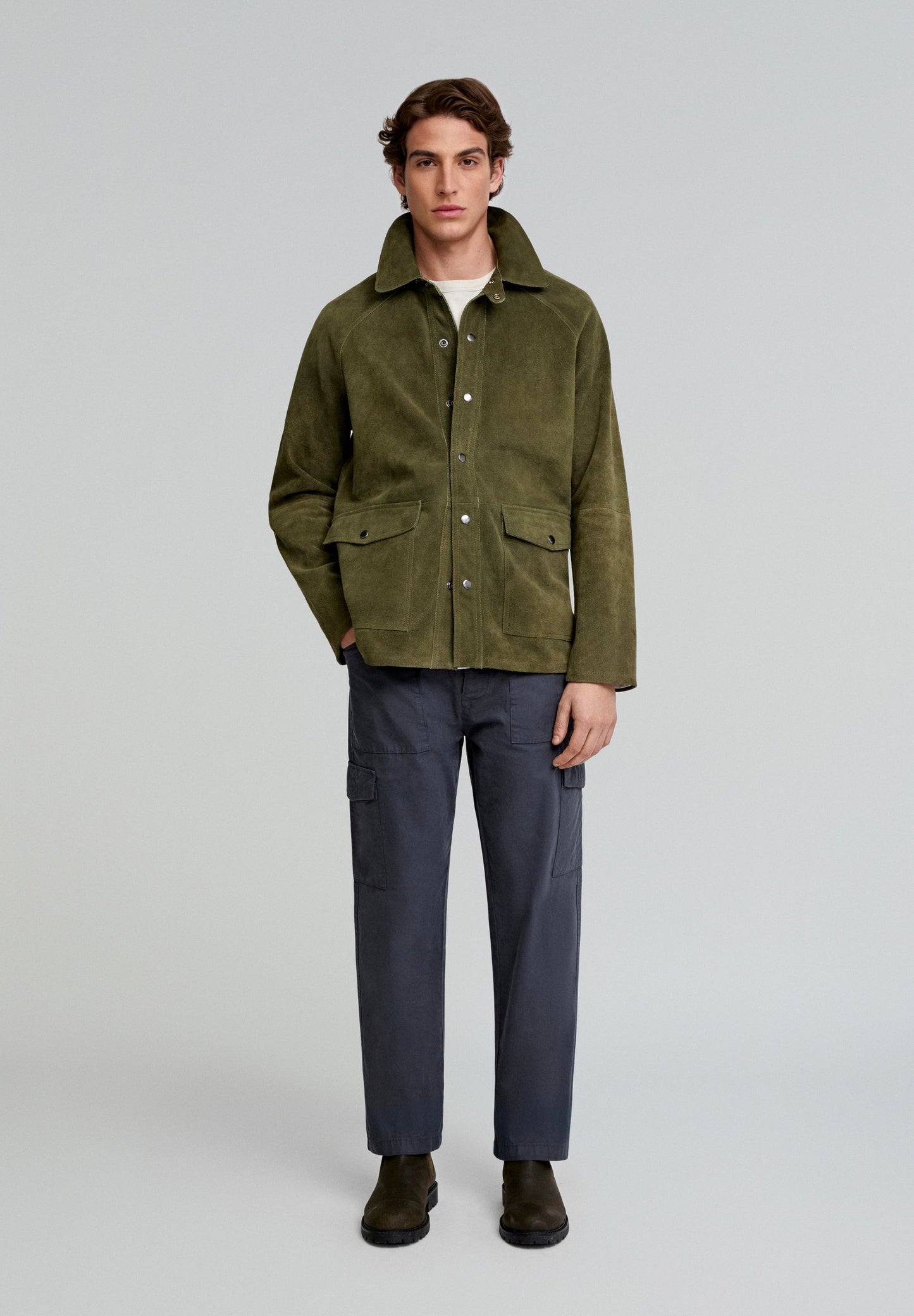 CHAQUETA ANTE BOLSILLOS TAPETA