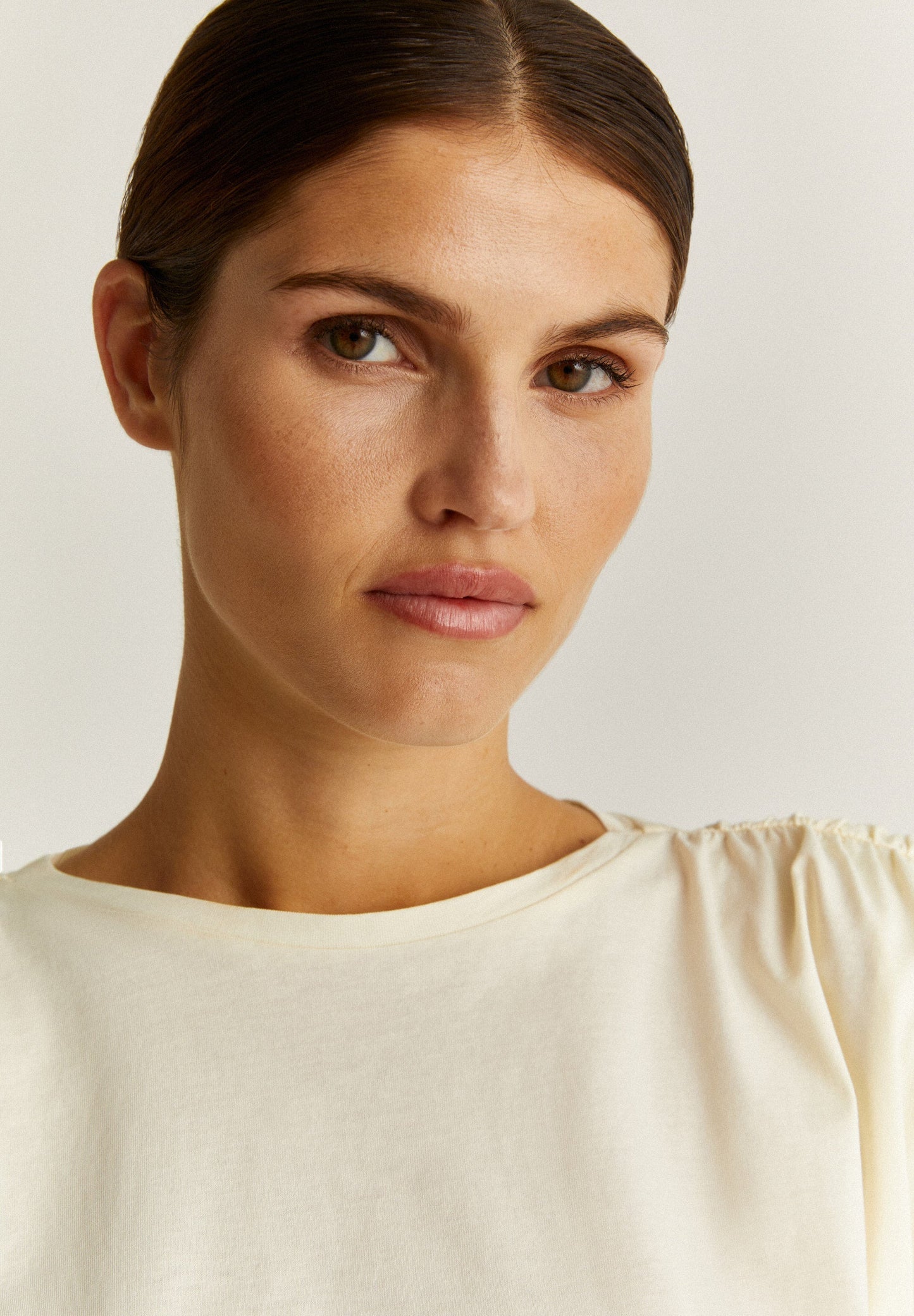 CAMISETA PRINT FLOCADO TRASERO