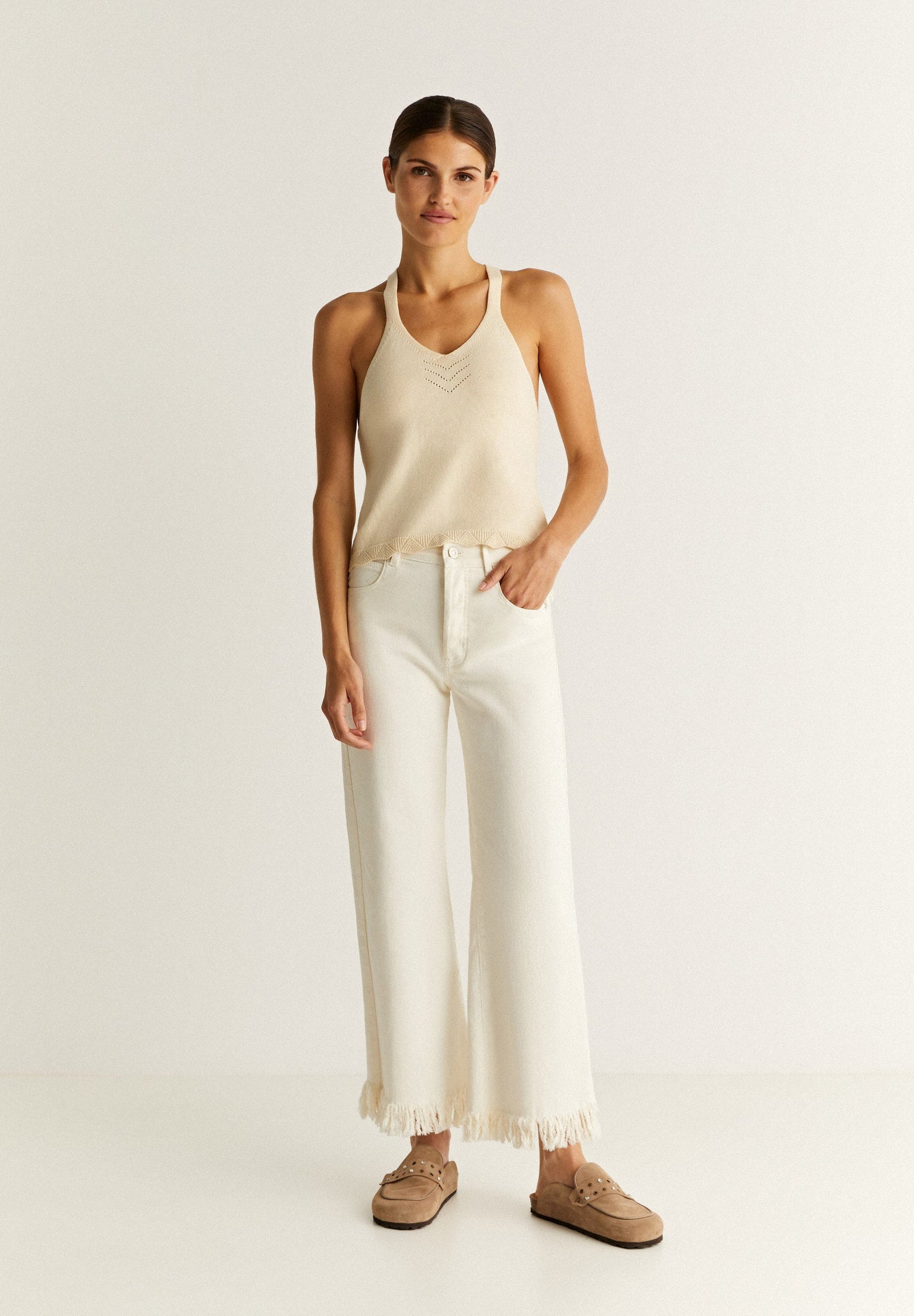 JEANS BAJO DESFLECADO