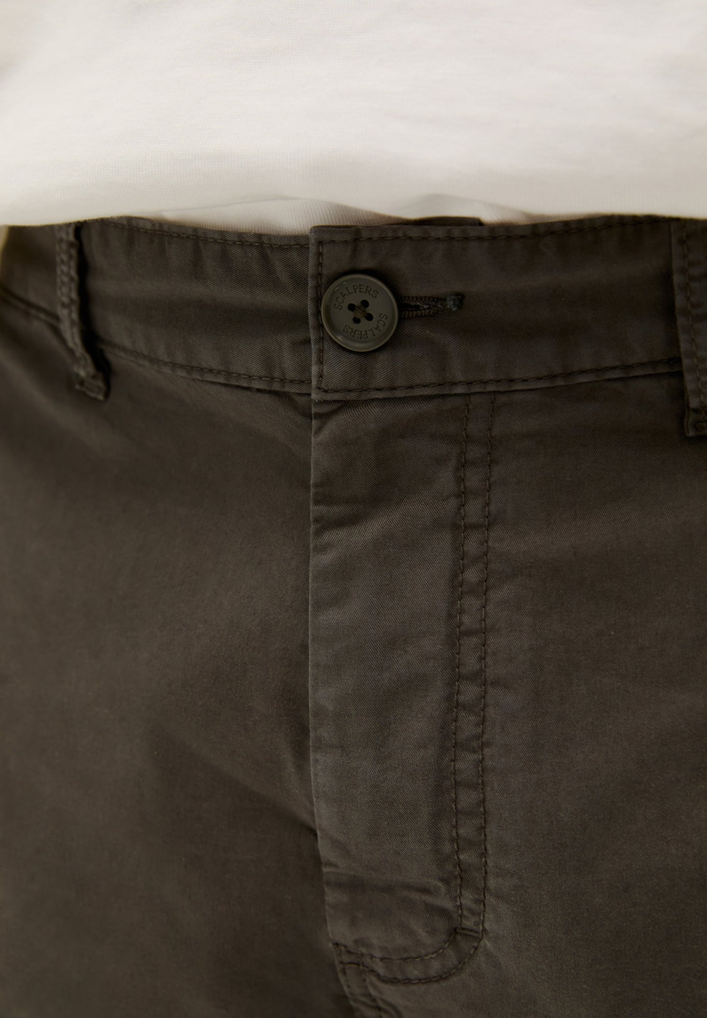 PANTALÓN CORTO CARGO