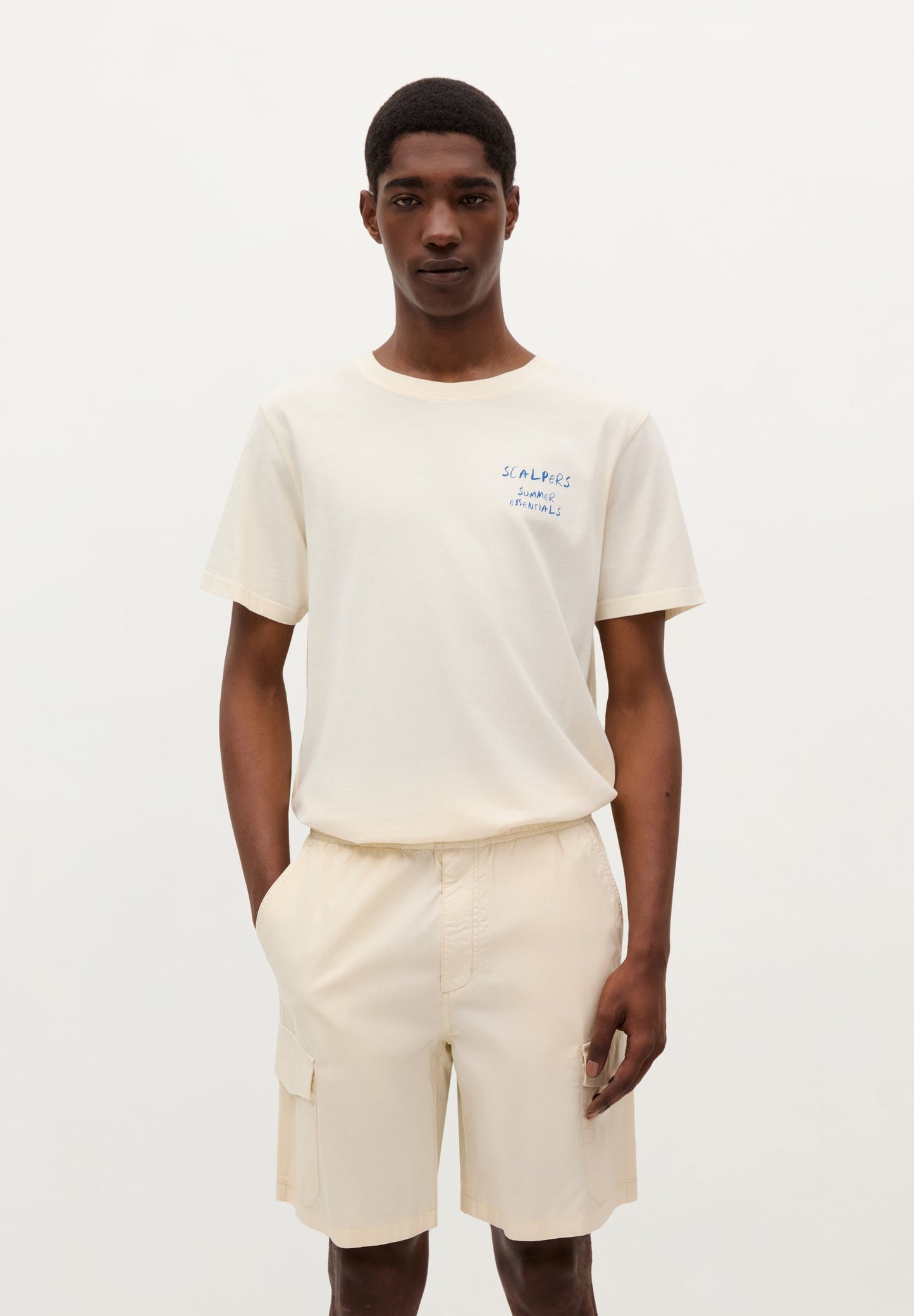 CAMISETA LOGO ESTAMPADA