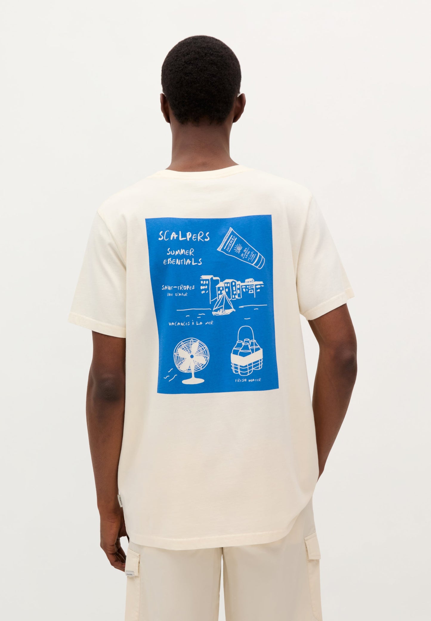 CAMISETA LOGO ESTAMPADA