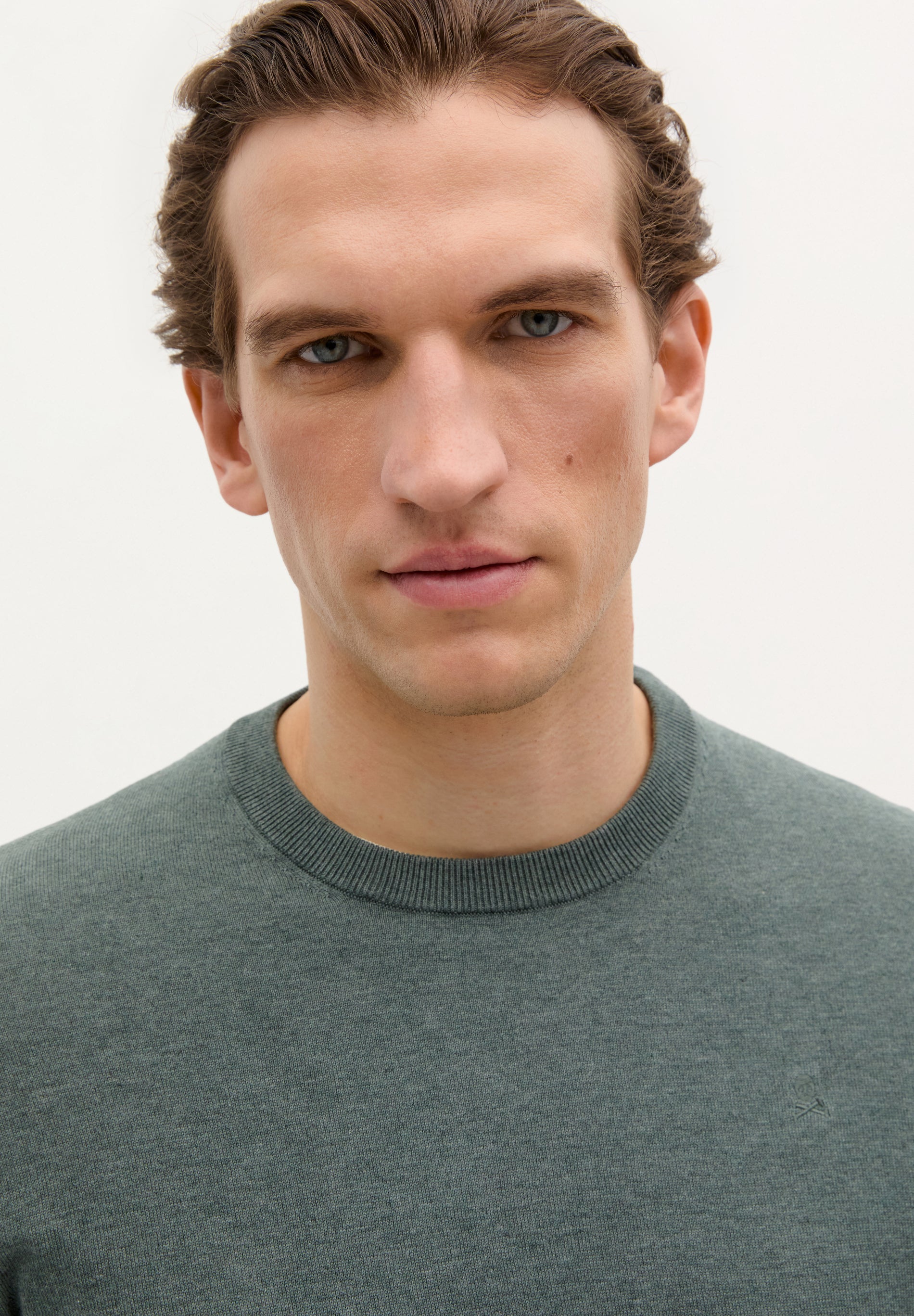 JERSEY CUELLO REDONDO CALAVERA